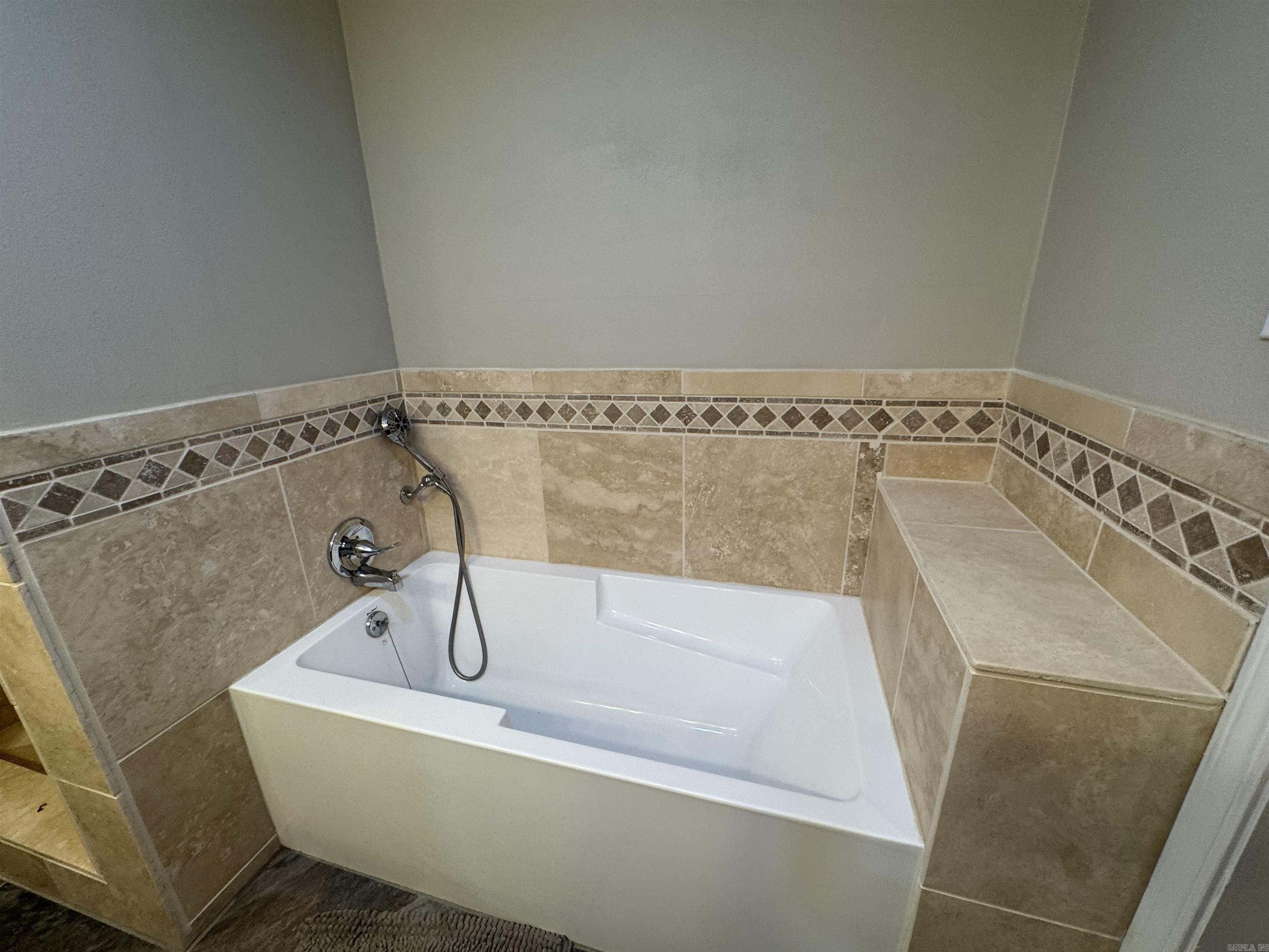4410 Ridge Road Property Photo 24
