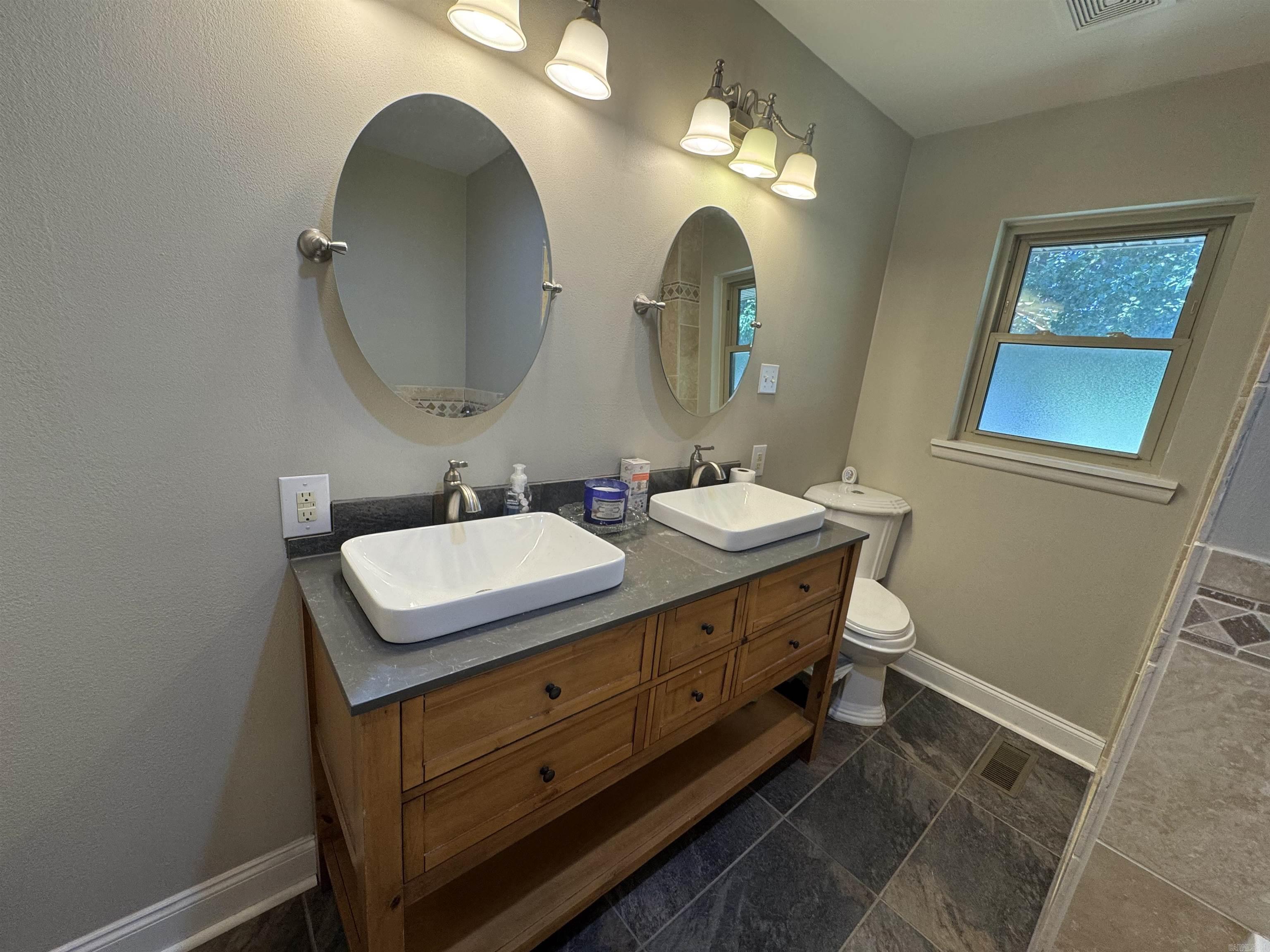 4410 Ridge Road Property Photo 28