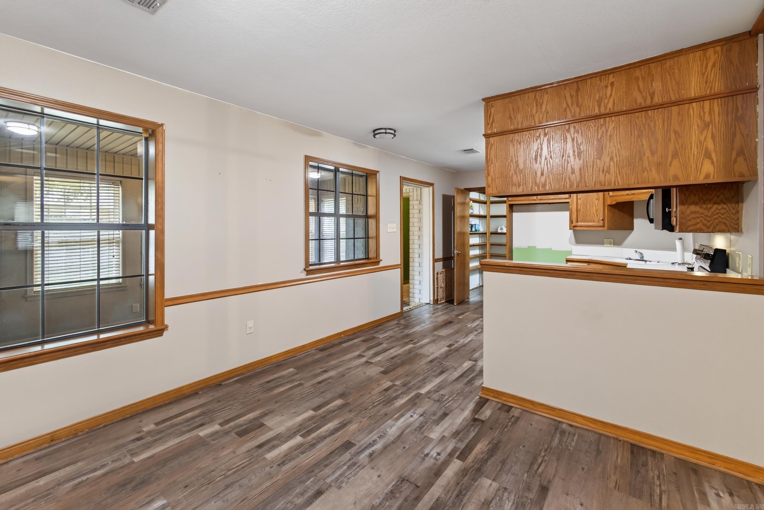 2850 Sylvia Property Photo 8
