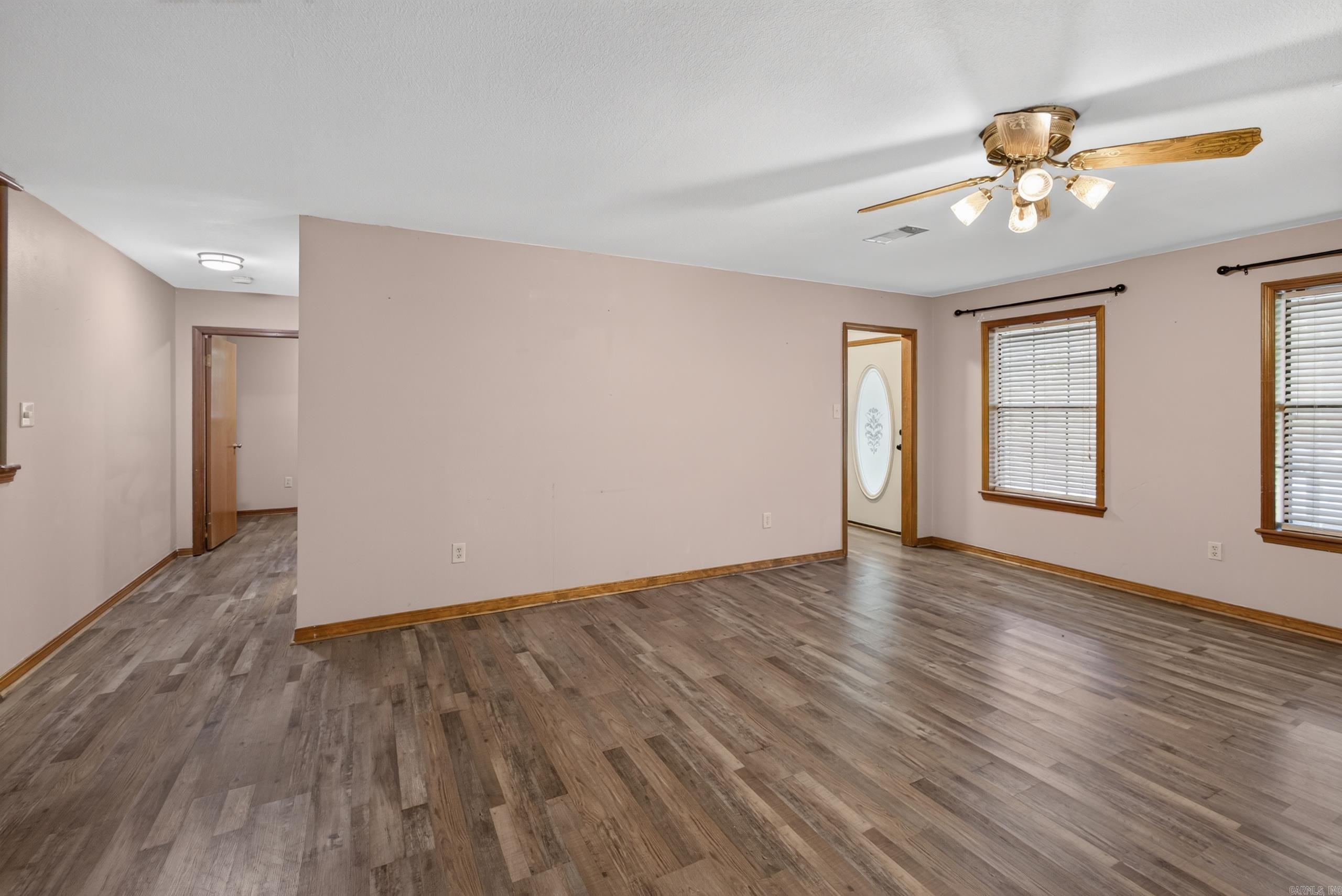 2850 Sylvia Property Photo 9