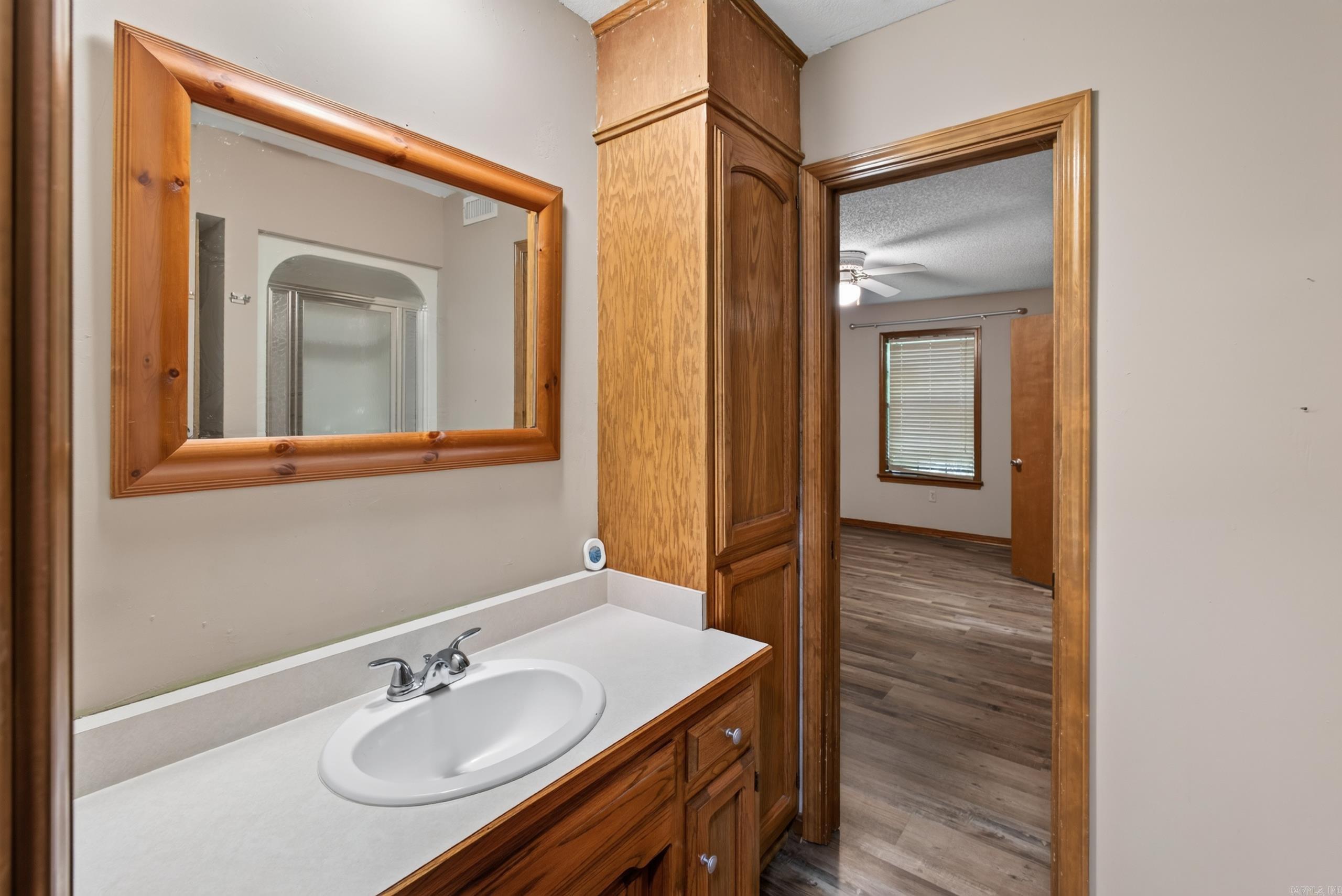 2850 Sylvia Property Photo 19