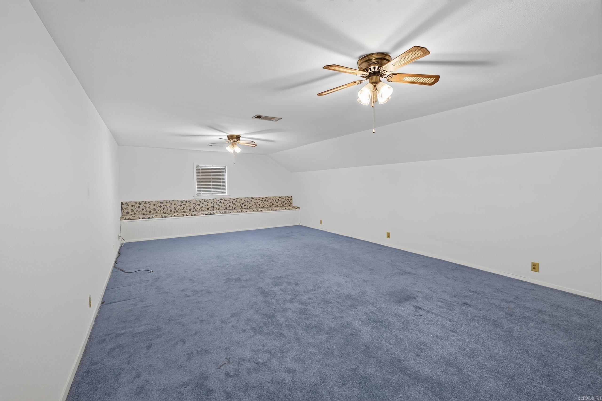 2850 Sylvia Property Photo 23