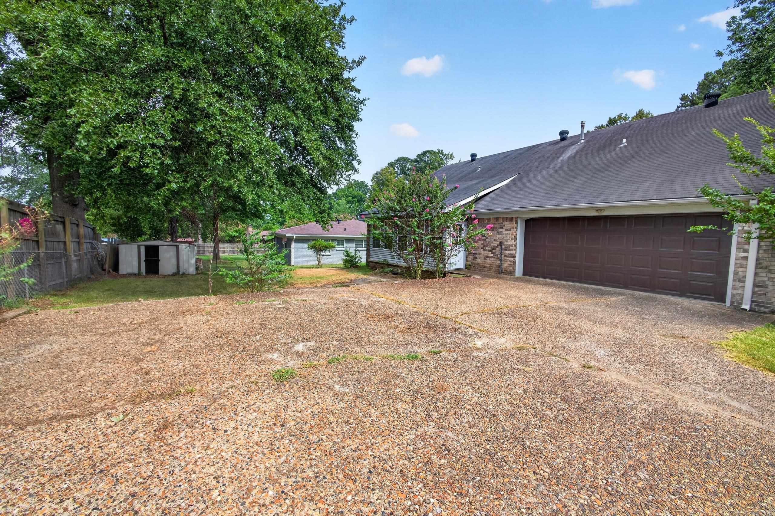 2850 Sylvia Property Photo 31