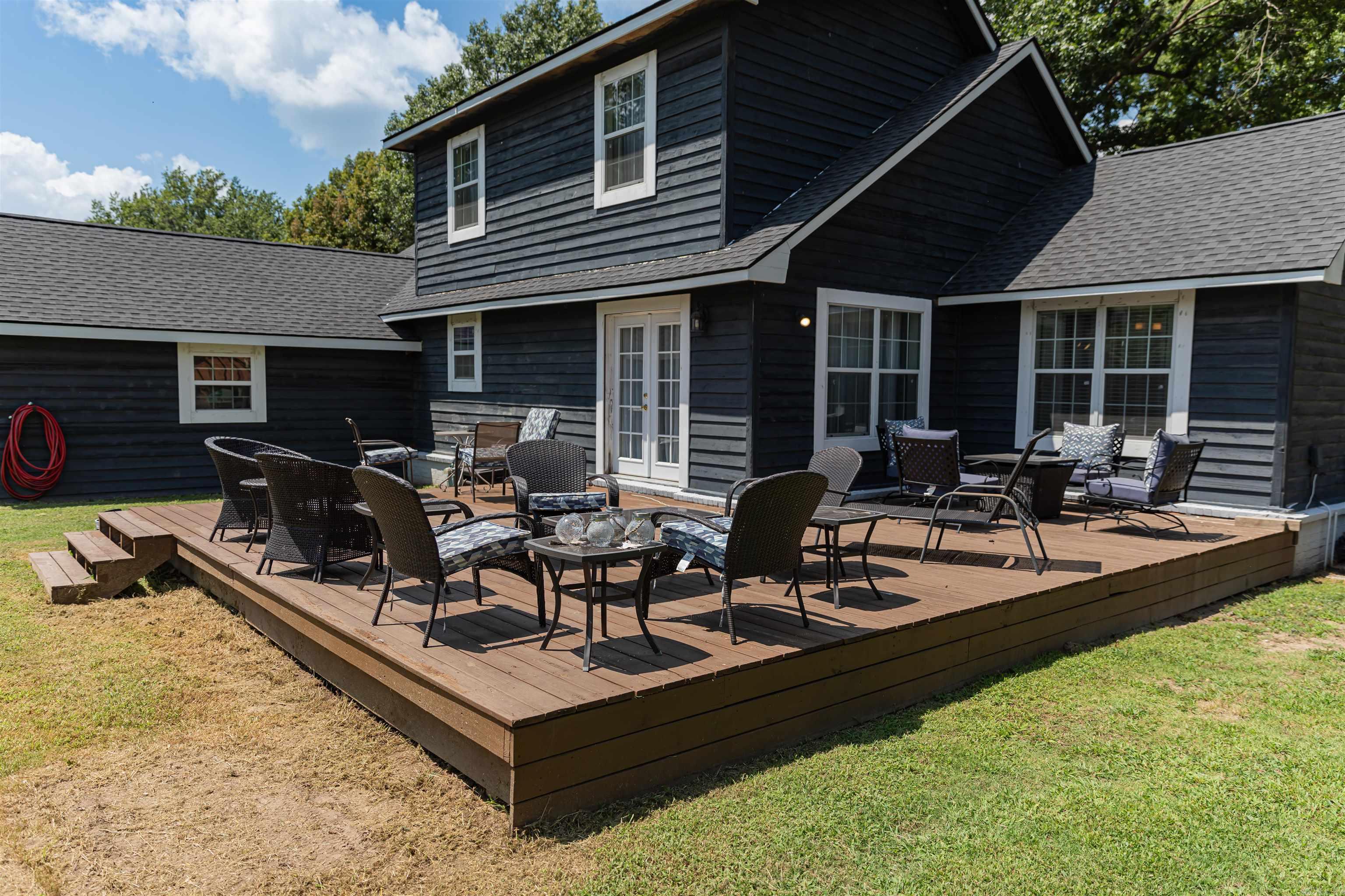 809 Putting Green Drive Property Photo 1