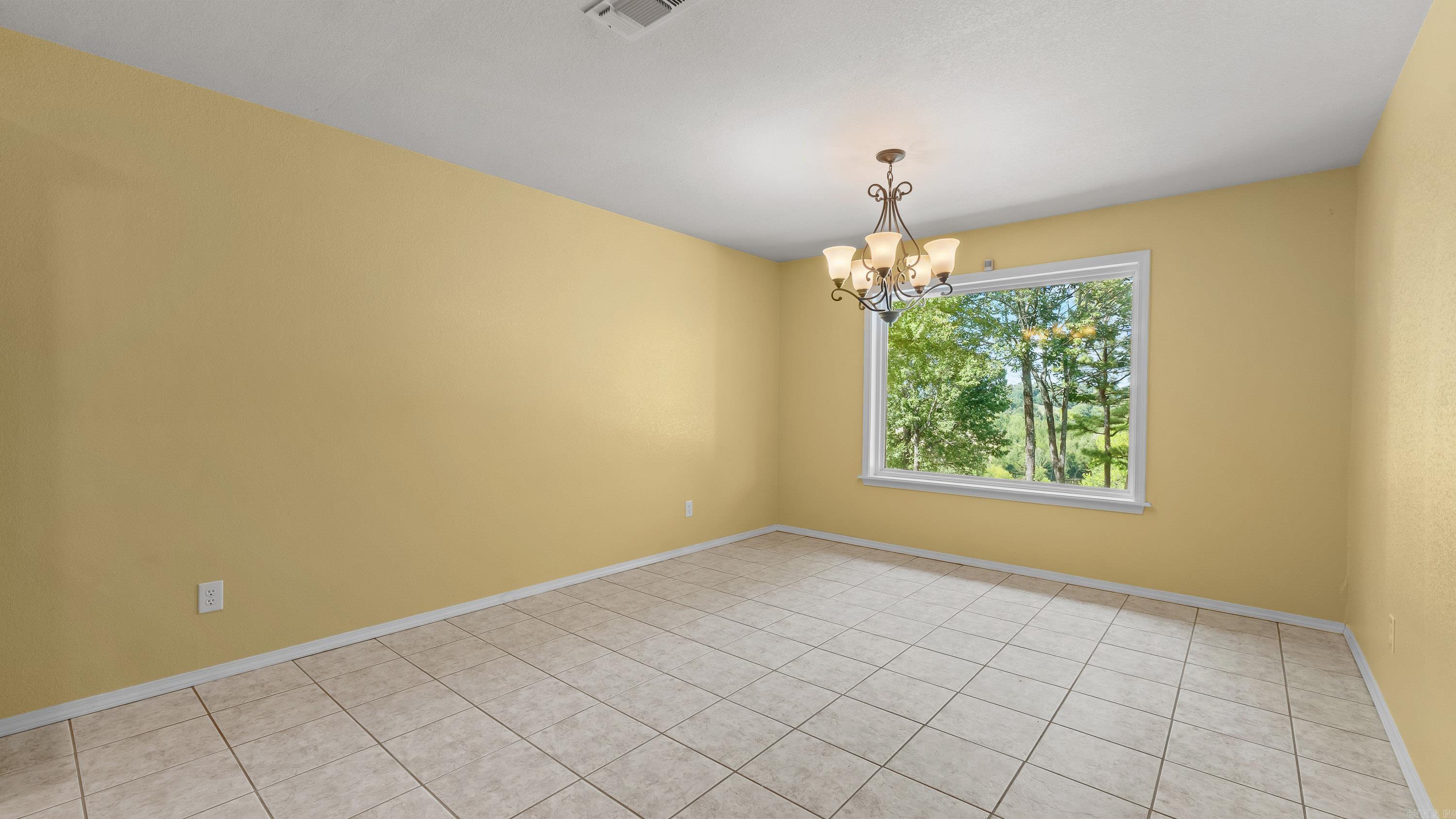 122 Hallman Property Photo 9
