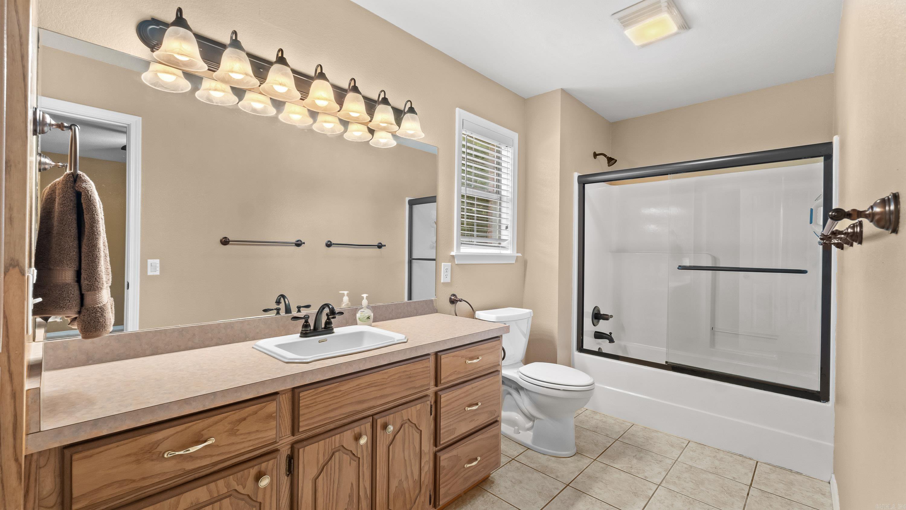 122 Hallman Property Photo 17