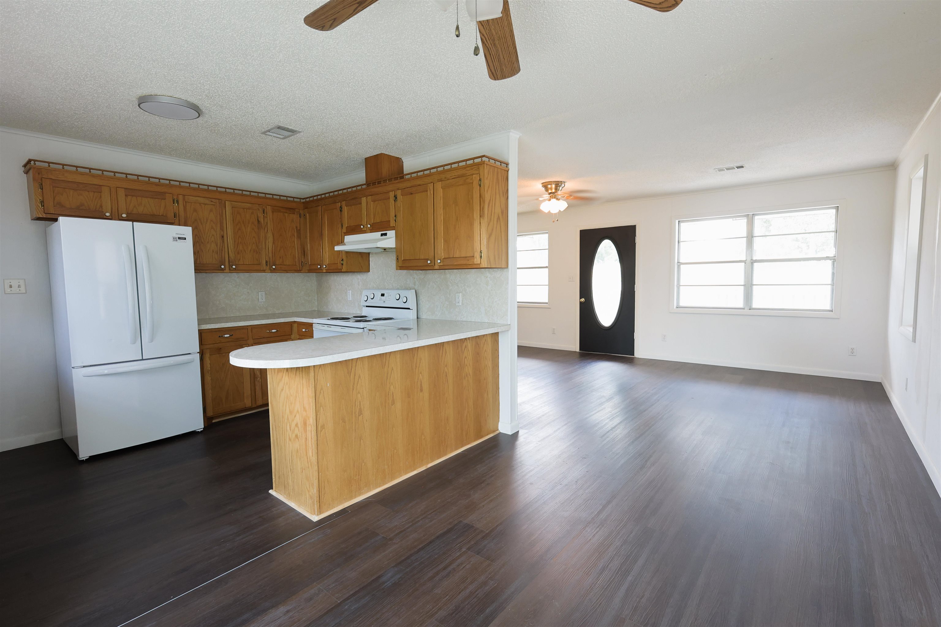 700 Wideman Road Property Photo 2