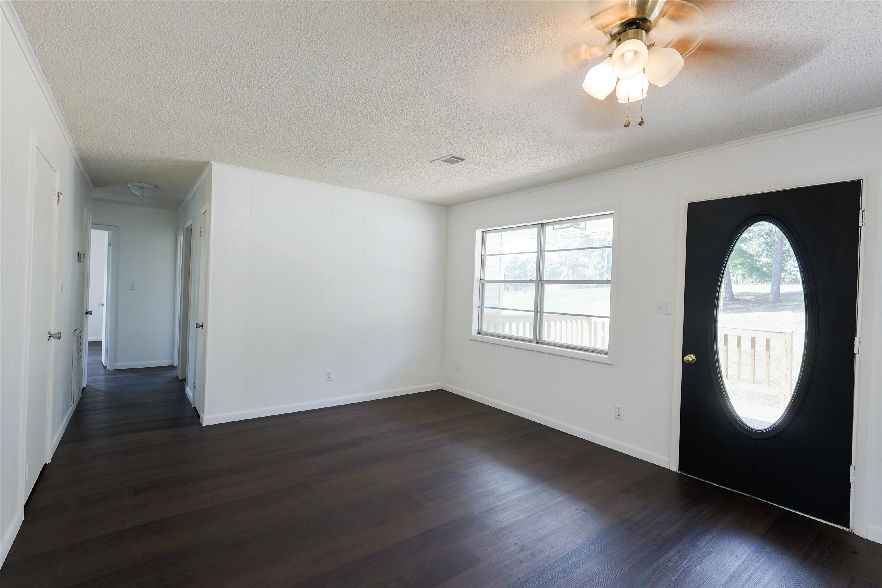 700 Wideman Road Property Photo 8