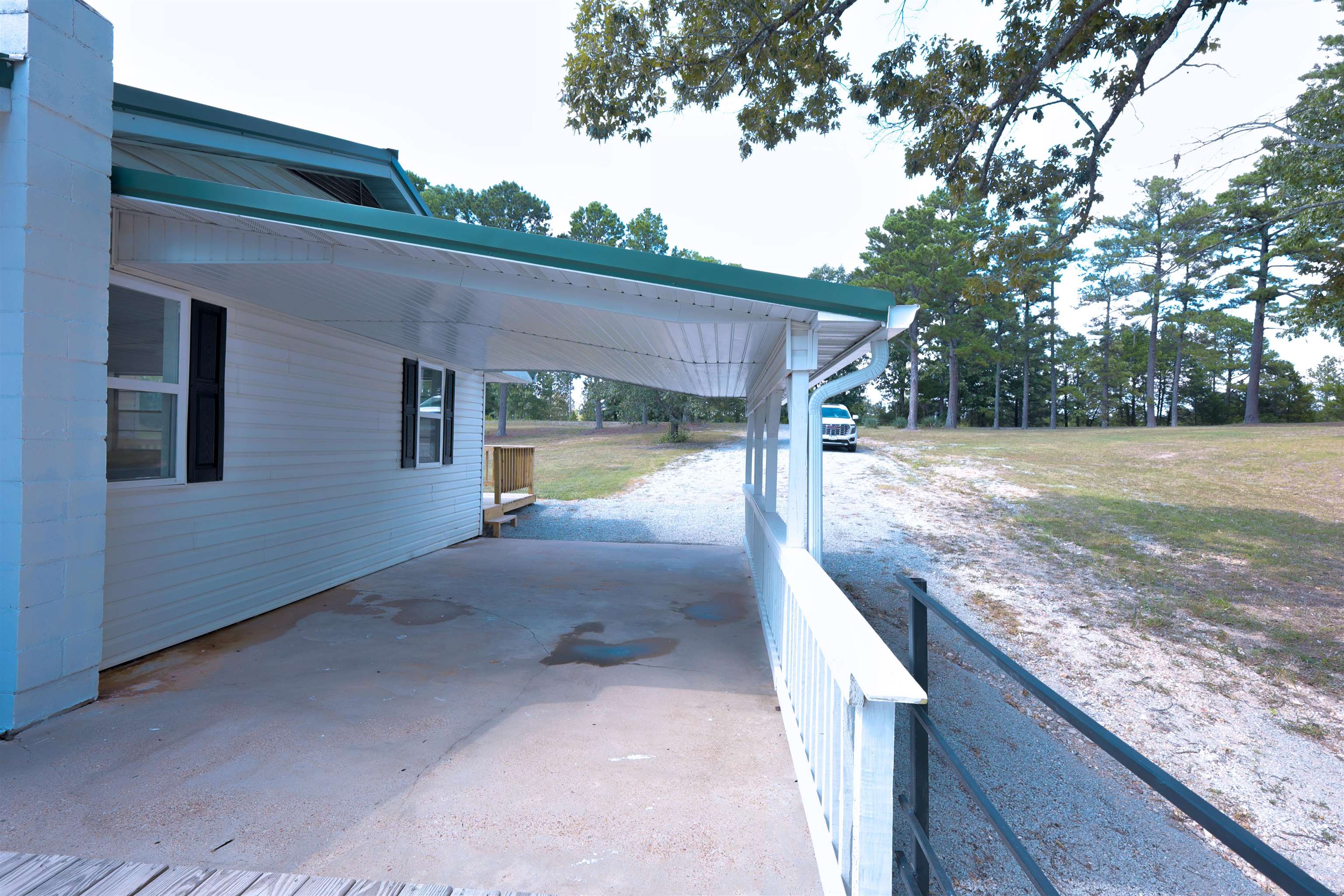 700 Wideman Road Property Photo 22