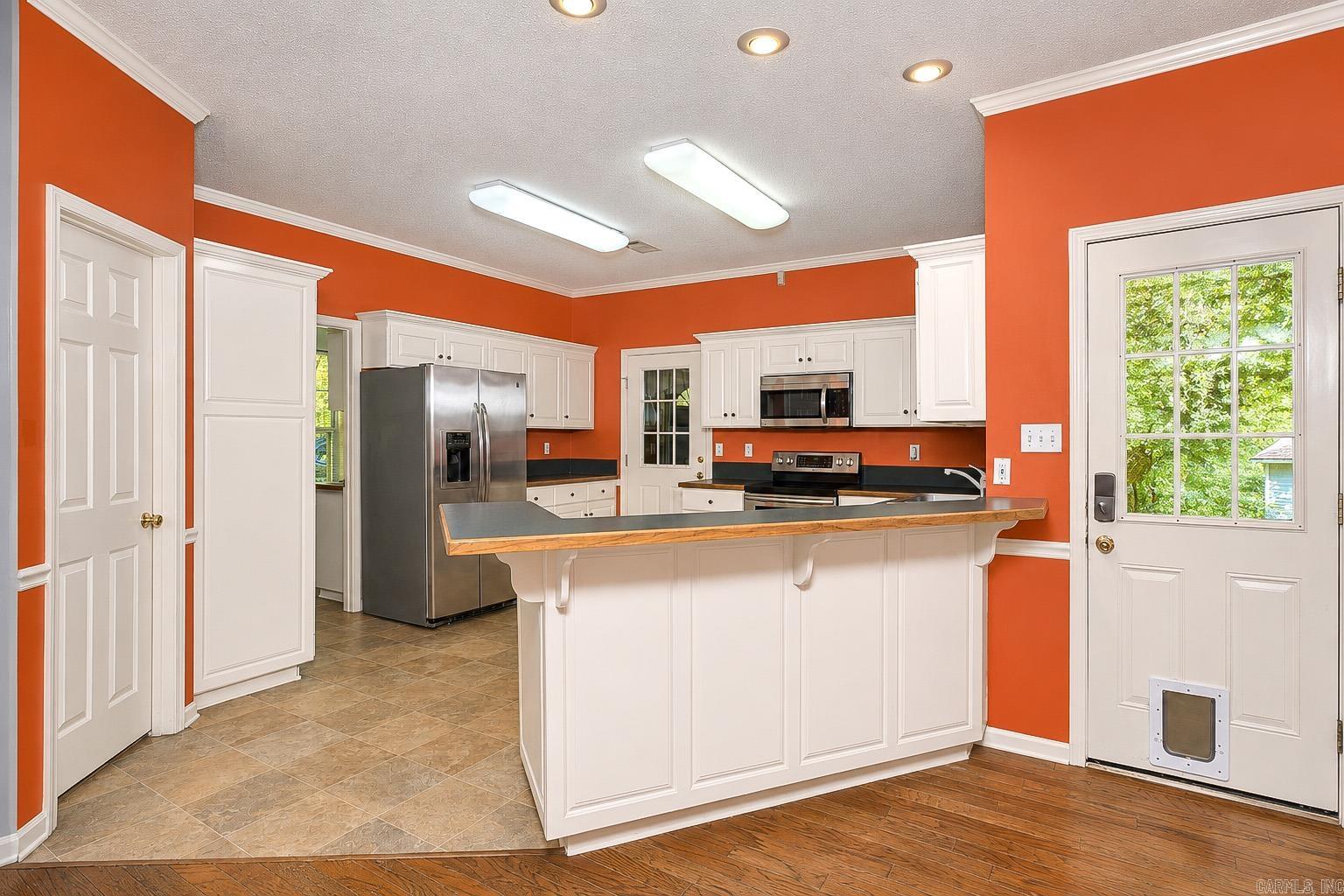 530 N Highway 365 Property Photo 7