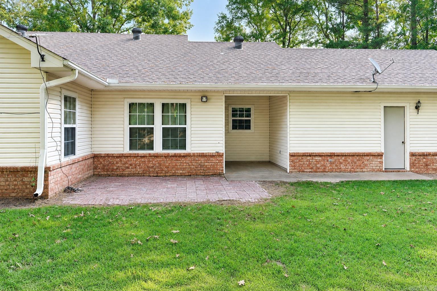 530 N Highway 365 Property Photo 19