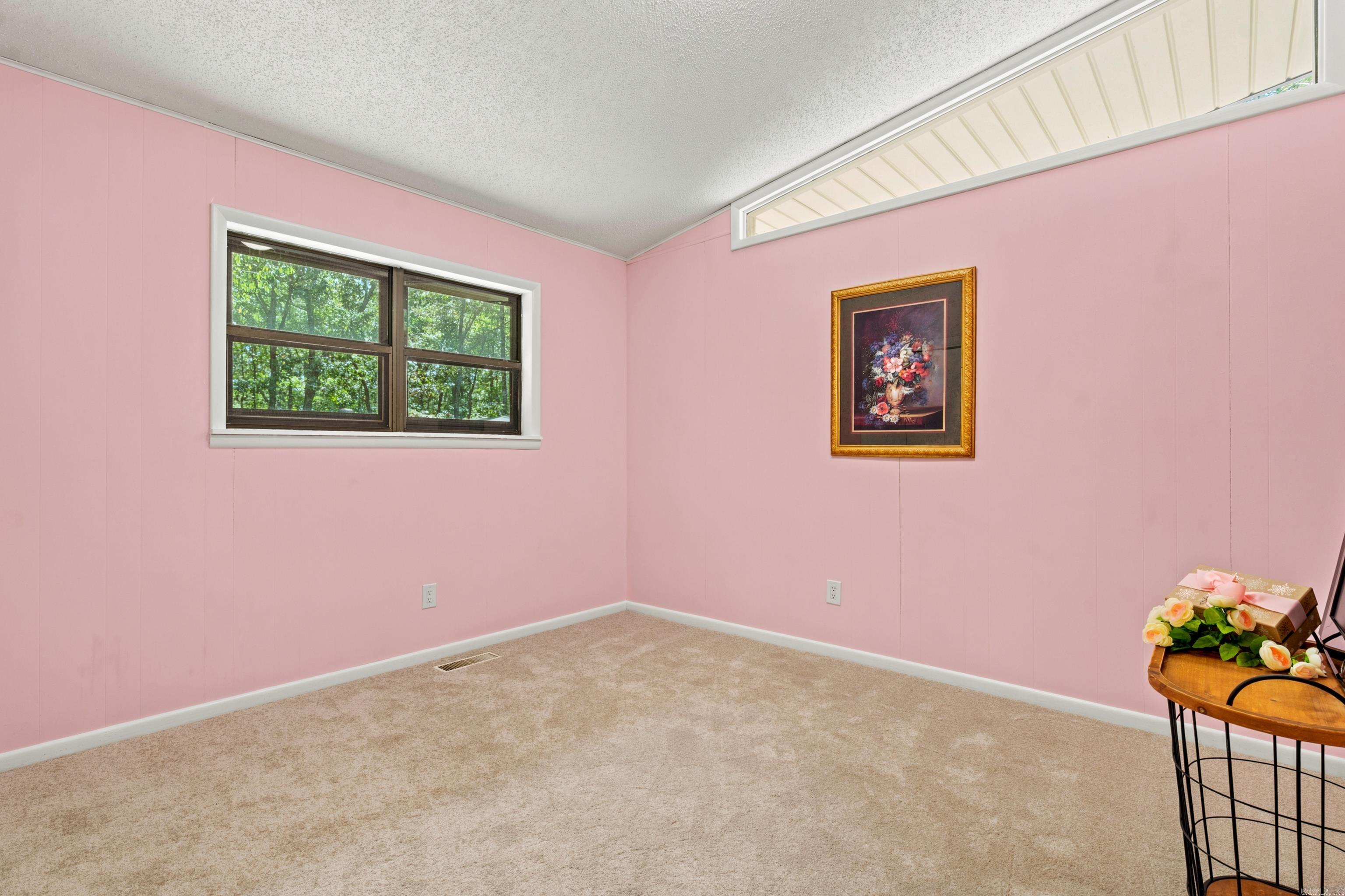 27 Valls Lane Property Photo 26