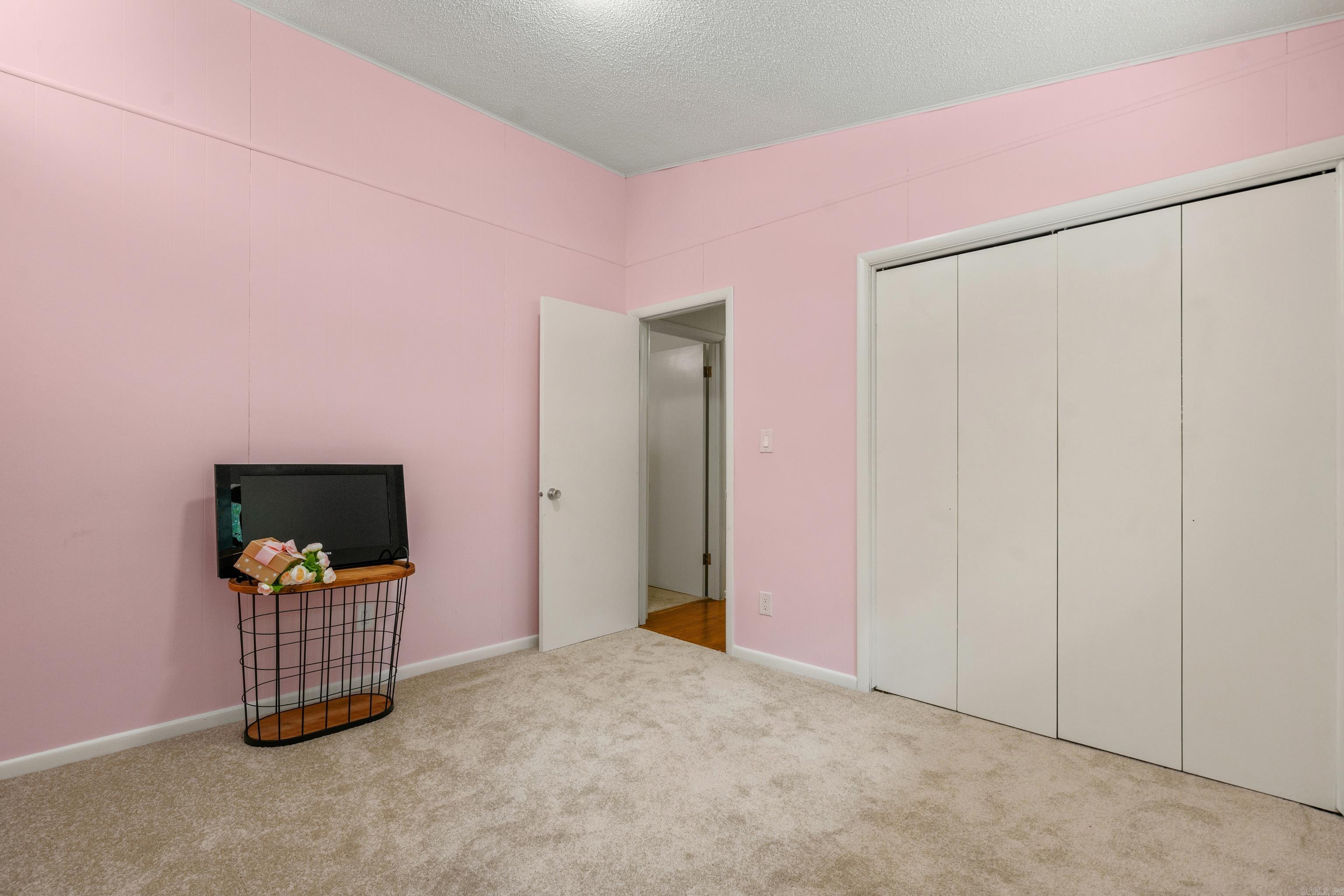 27 Valls Lane Property Photo 27