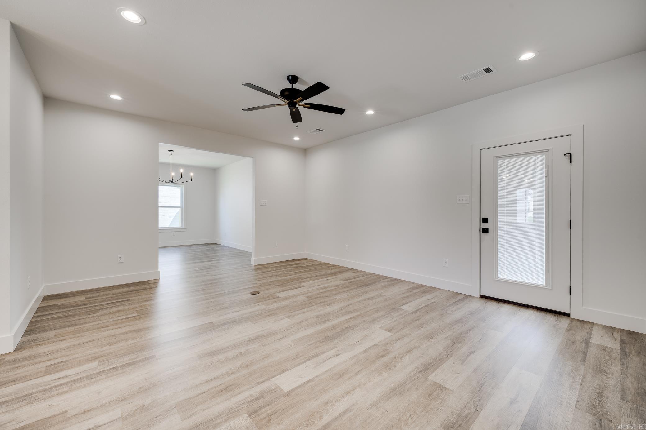 8 Dandelion Drive Property Photo 2