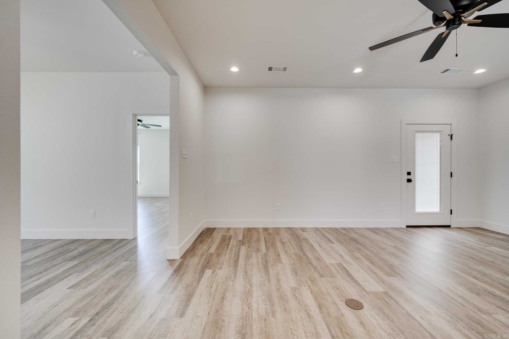 8 Dandelion Drive Property Photo 6