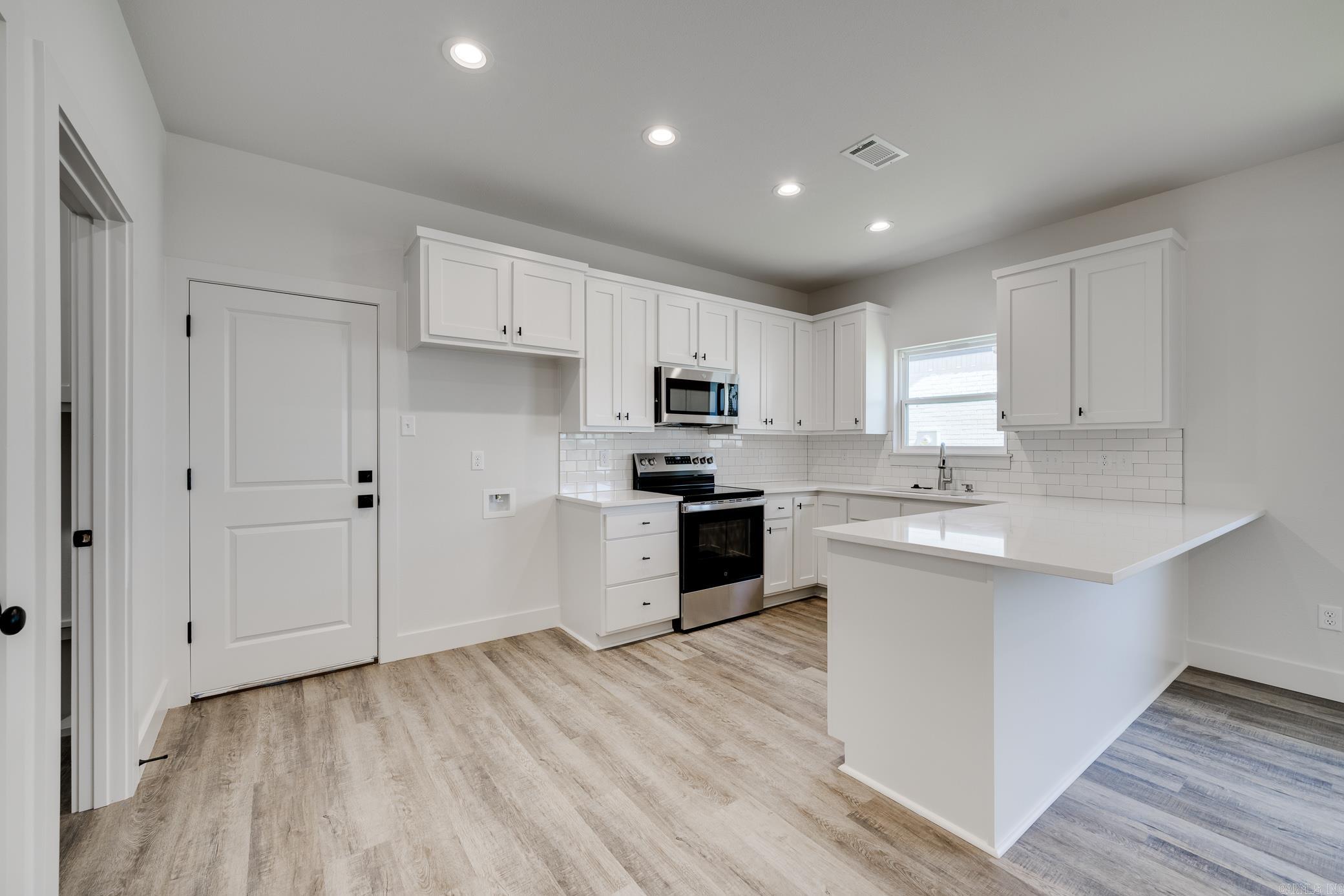 8 Dandelion Drive Property Photo 12
