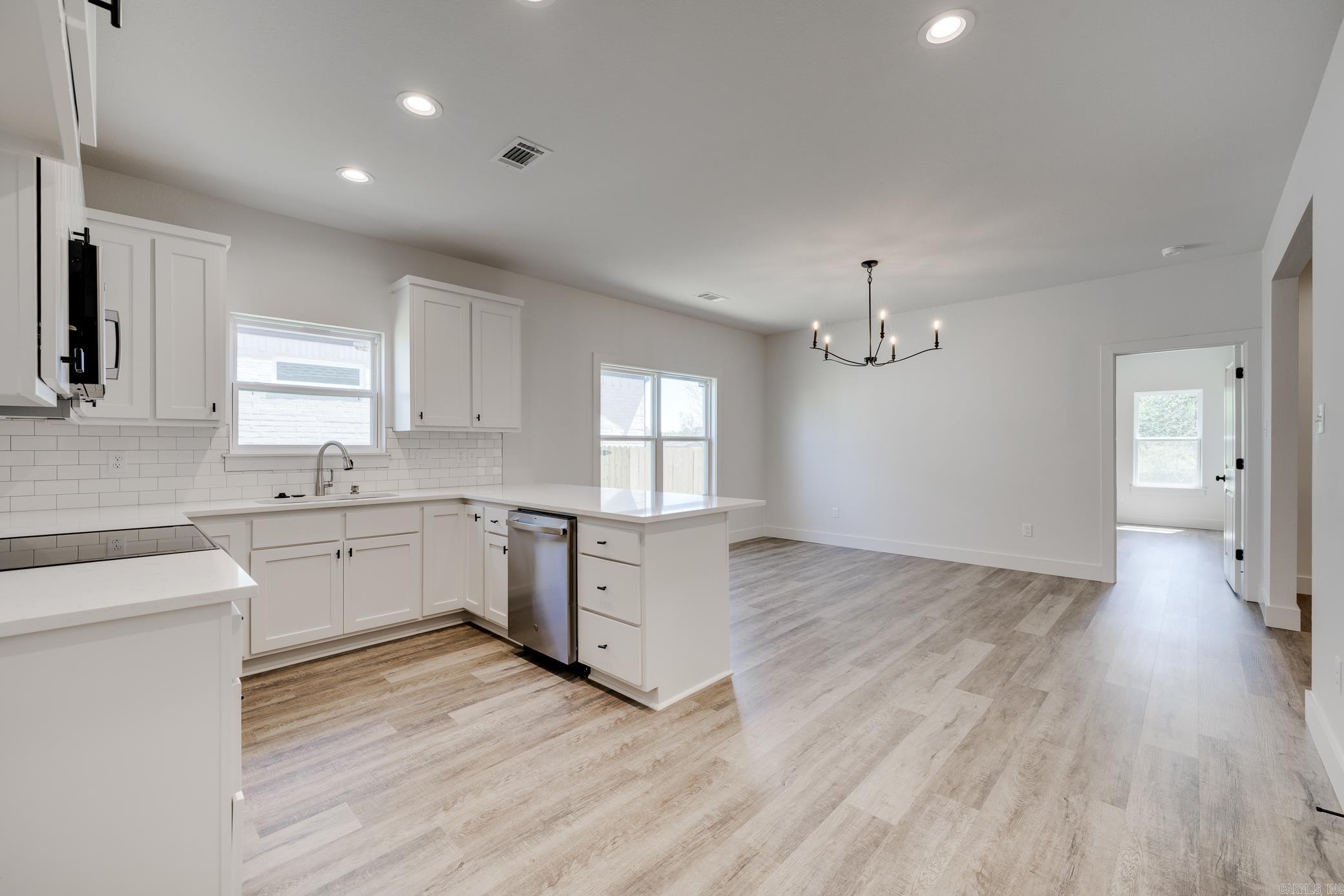 8 Dandelion Drive Property Photo 13