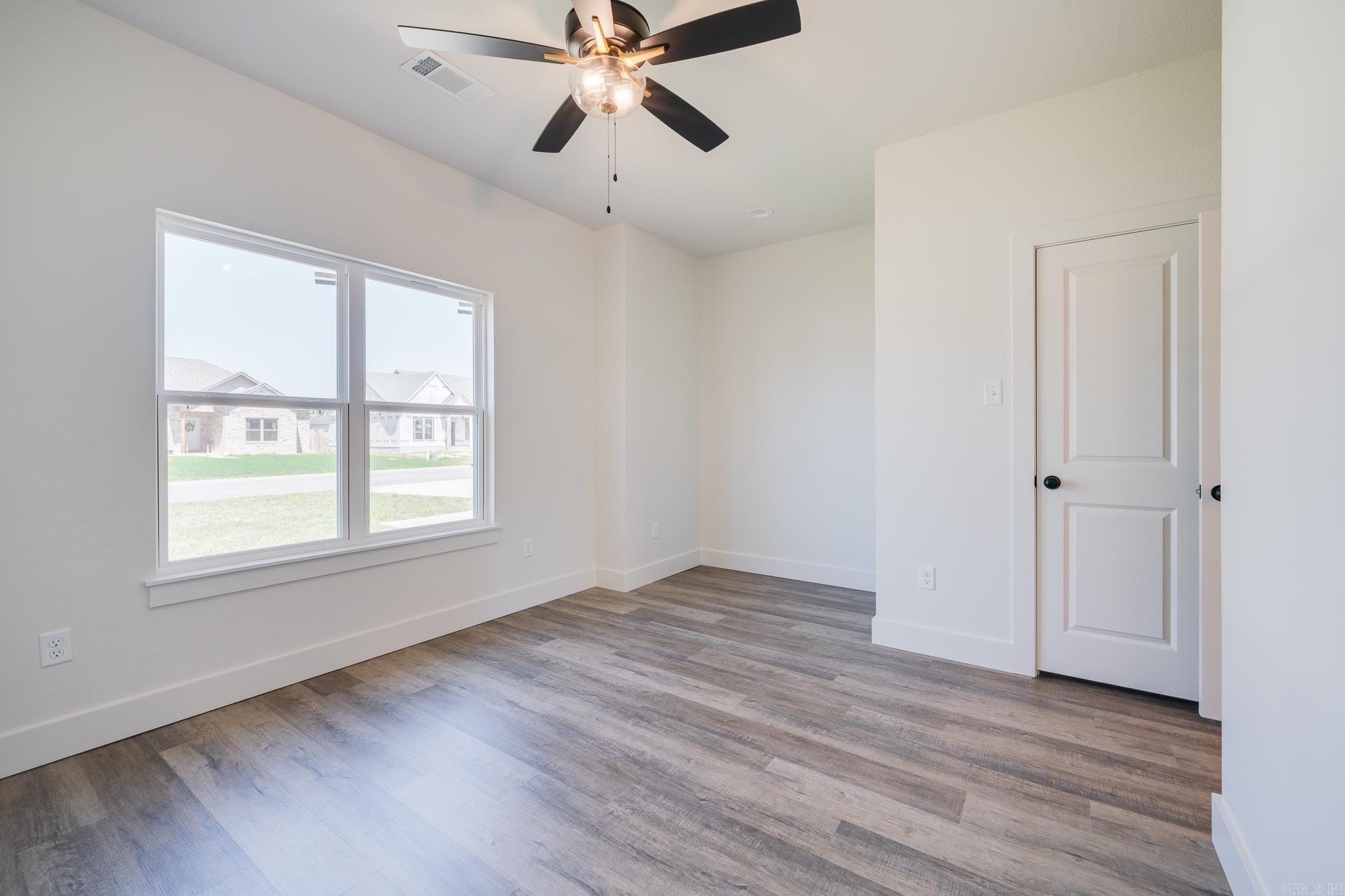 8 Dandelion Drive Property Photo 28