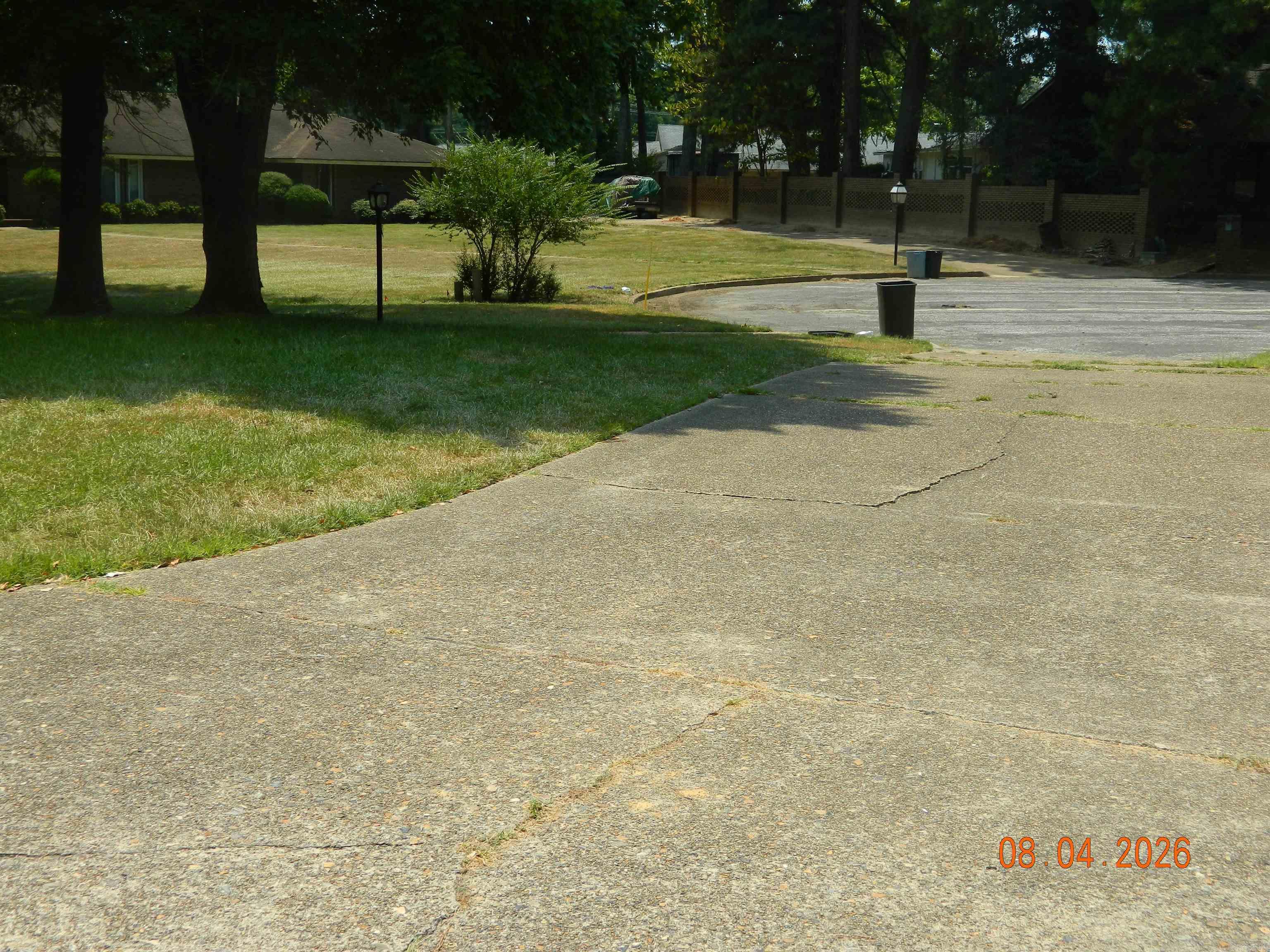 121 Leewood Drive Property Photo 5