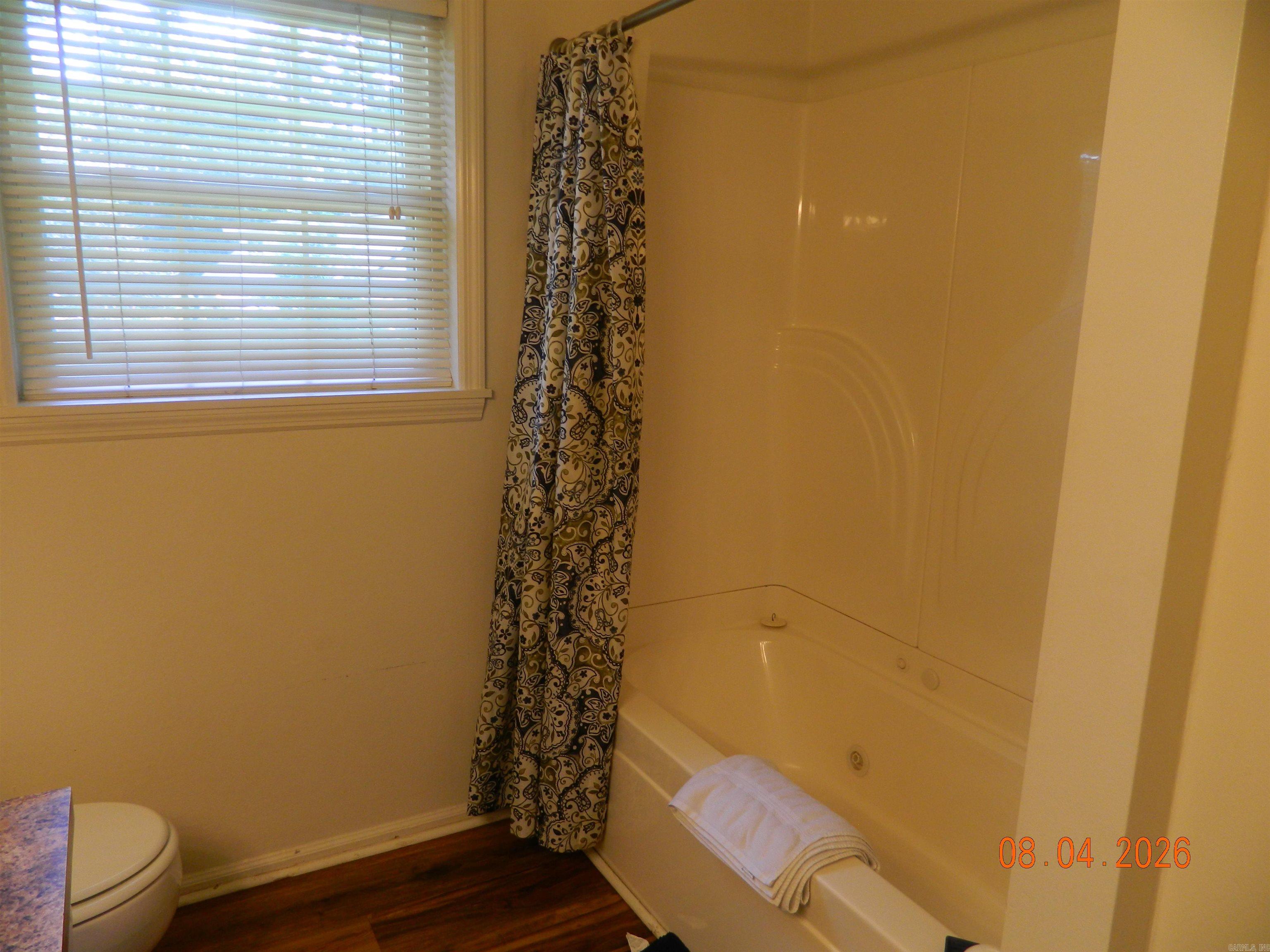 121 Leewood Drive Property Photo 12