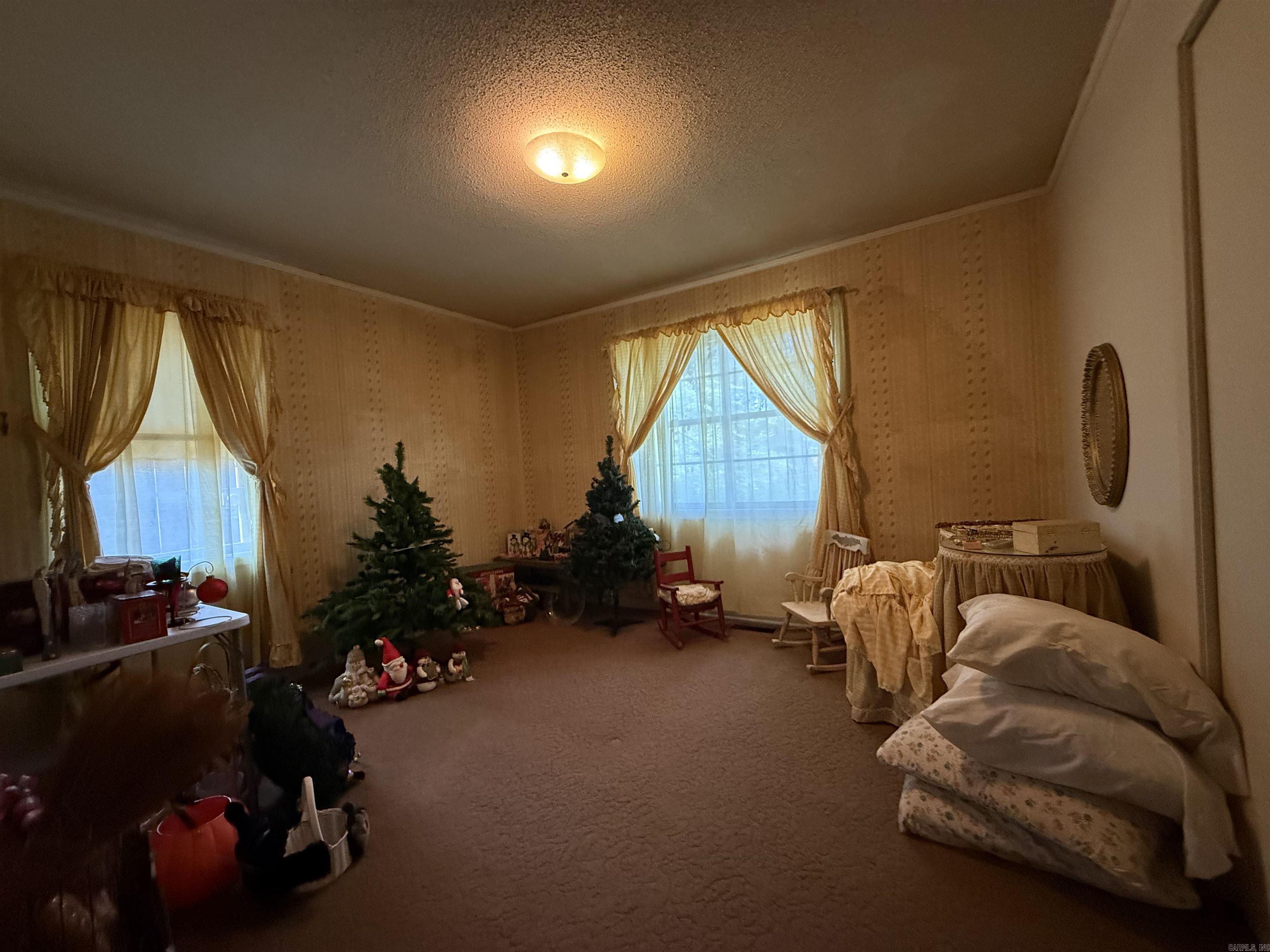 248 Hillcrest Street Property Photo 8