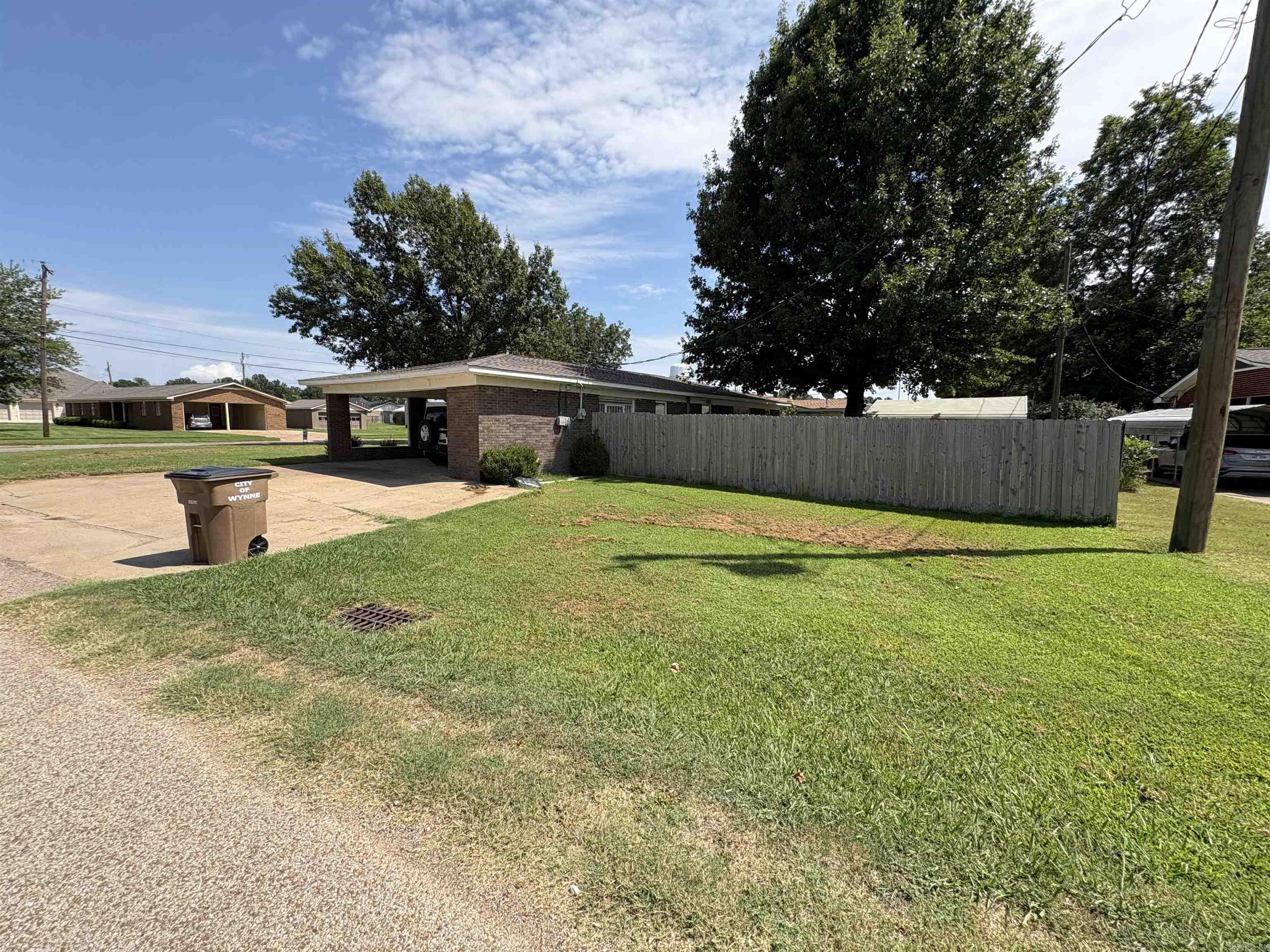 1191 Lemons St Property Photo 3
