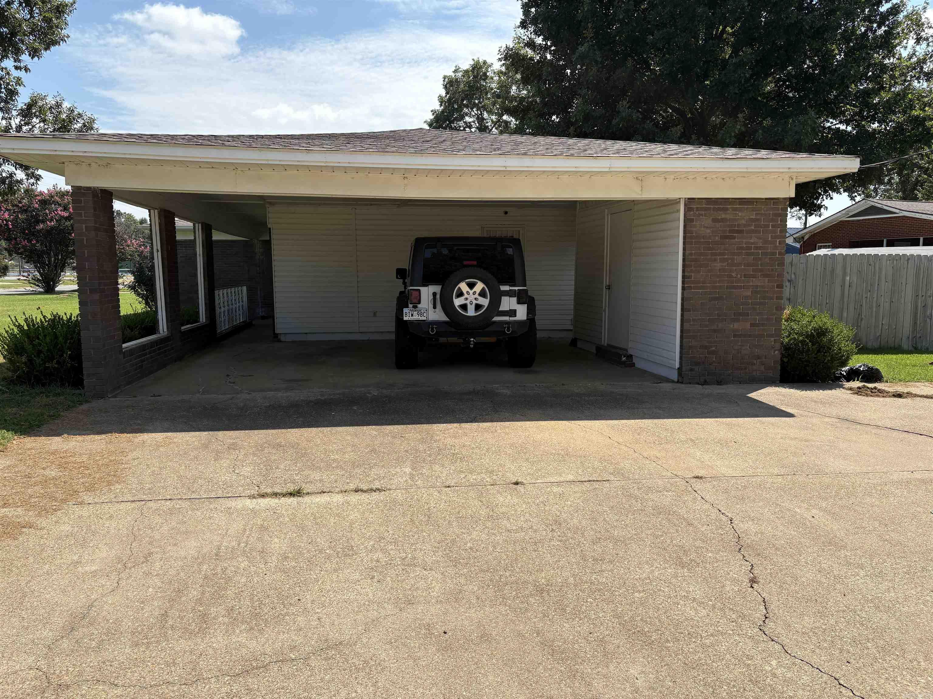 1191 Lemons St Property Photo 4