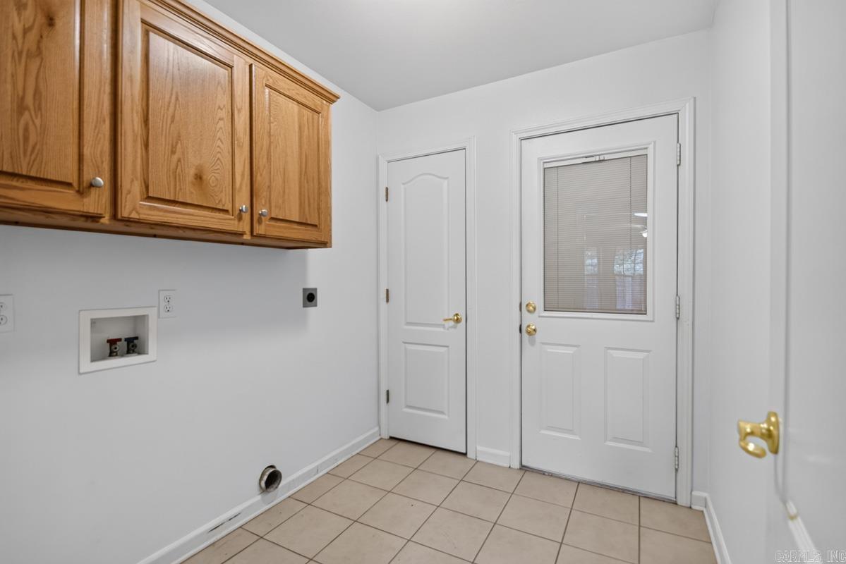 3495 Hilltop Road Property Photo 13