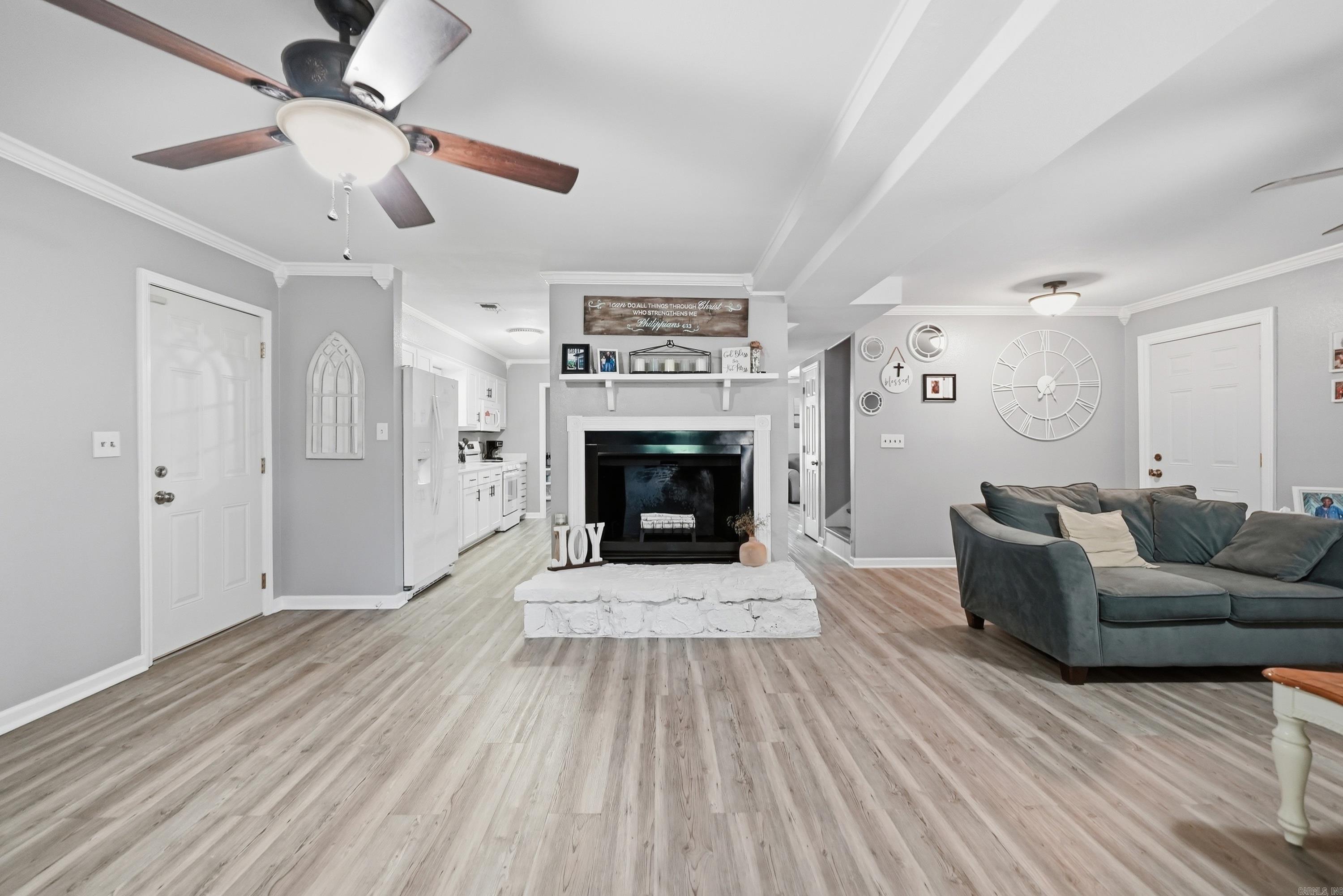 12 Ball Hill Dr Drive Property Photo 2