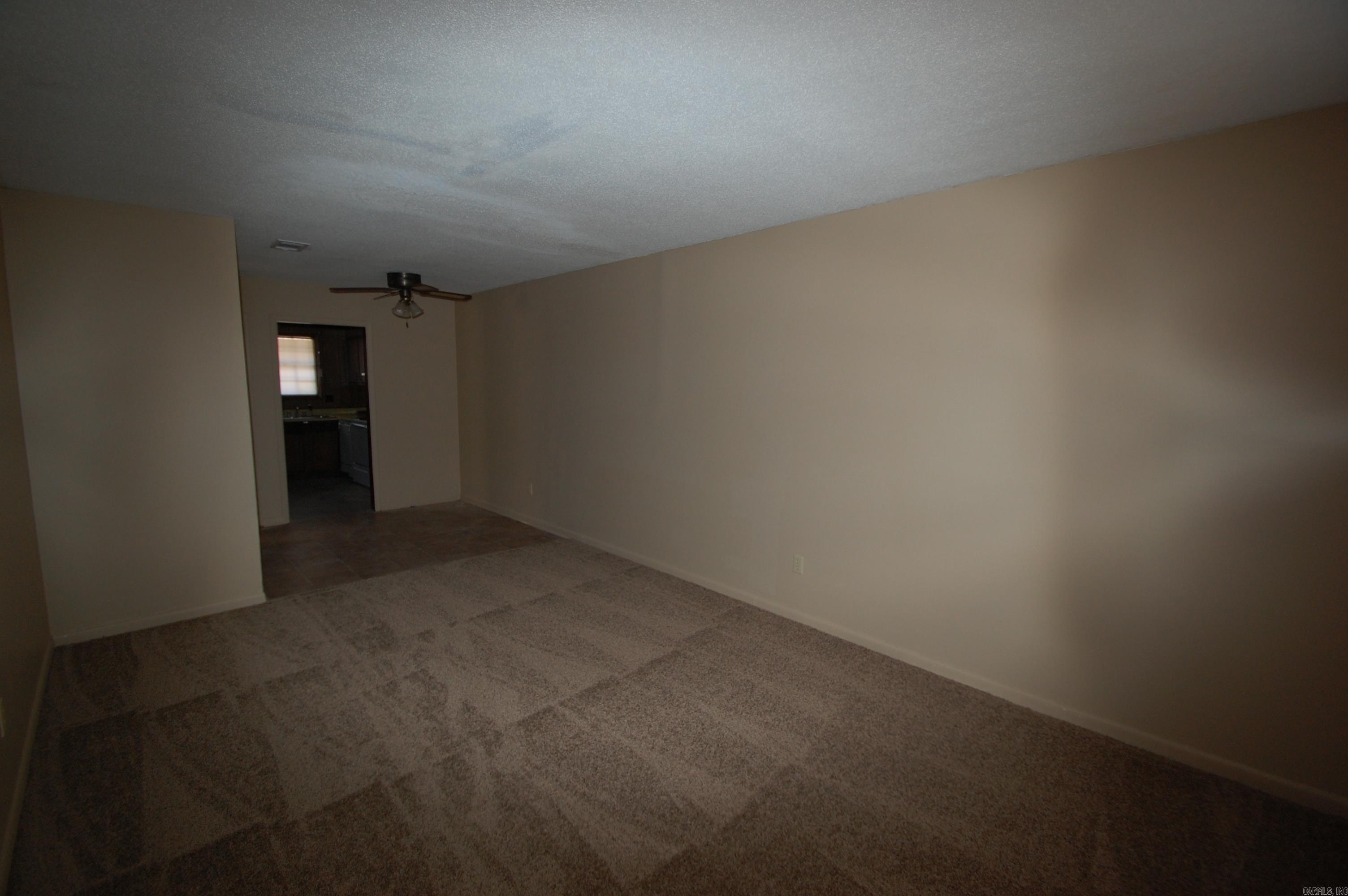 8205 E Woodview Drive Property Photo 2