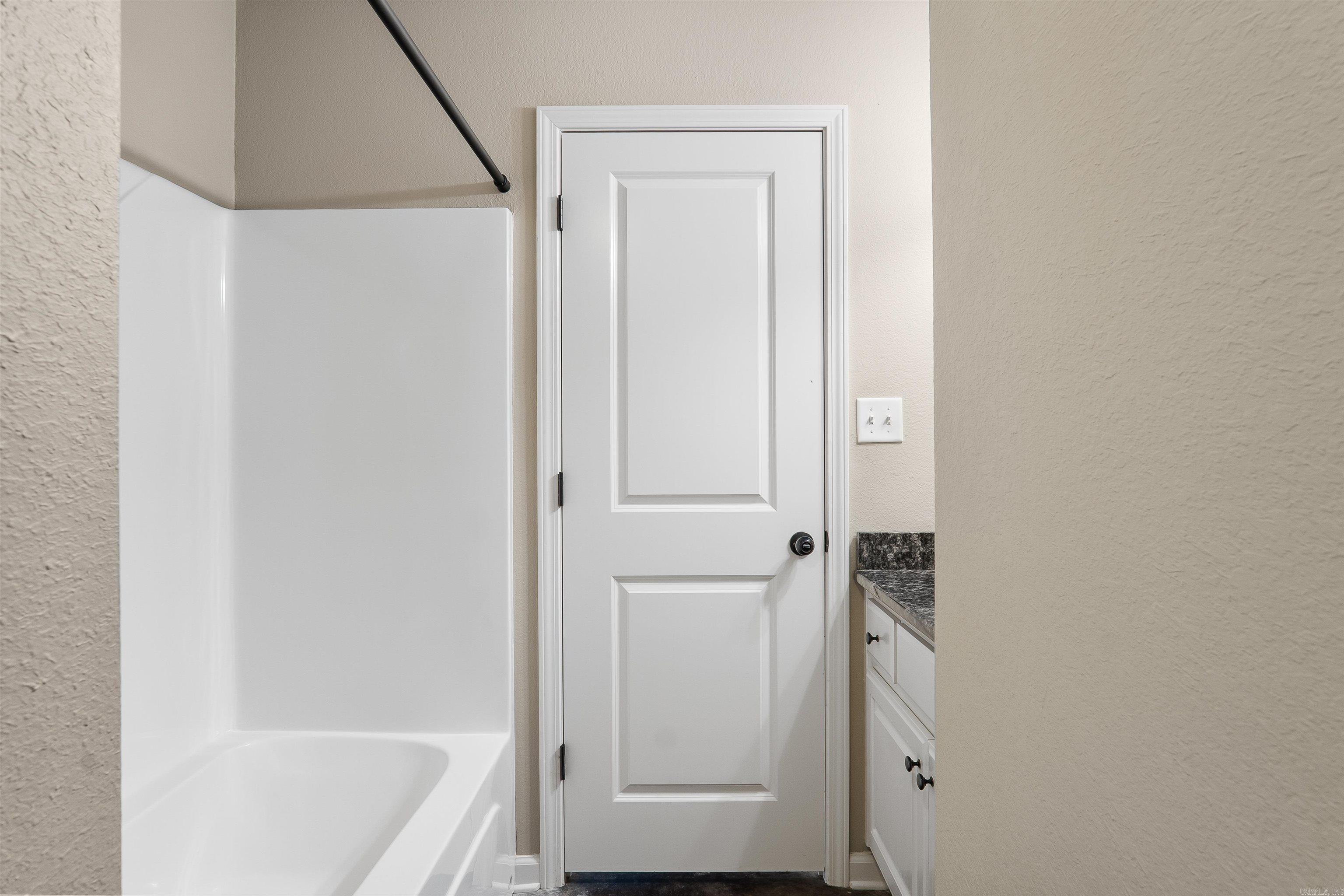 579 Crepe Myrtle Loop Property Photo 12