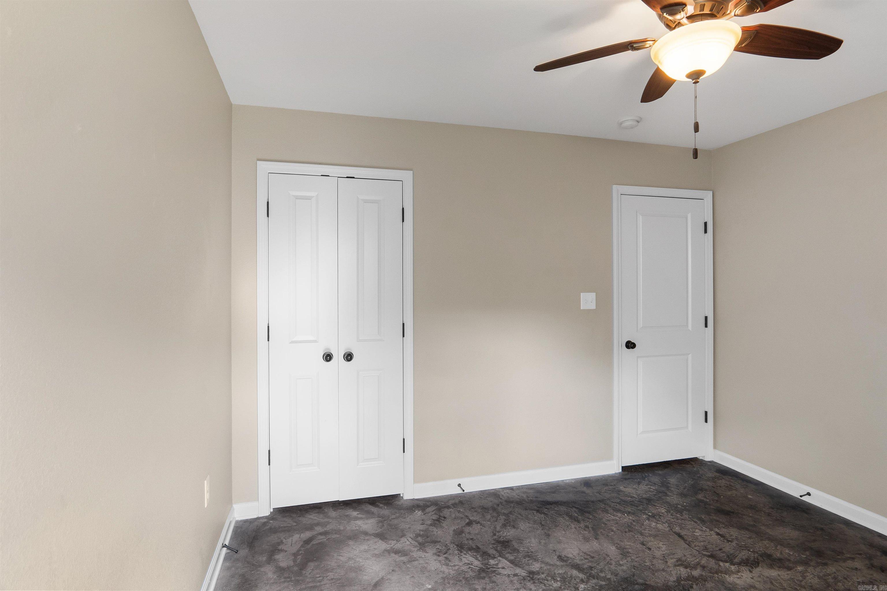 579 Crepe Myrtle Loop Property Photo 14