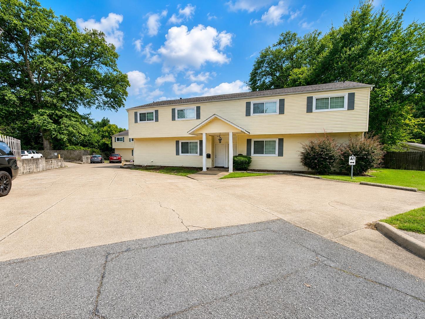 1419 Hunter Street Property Photo 1