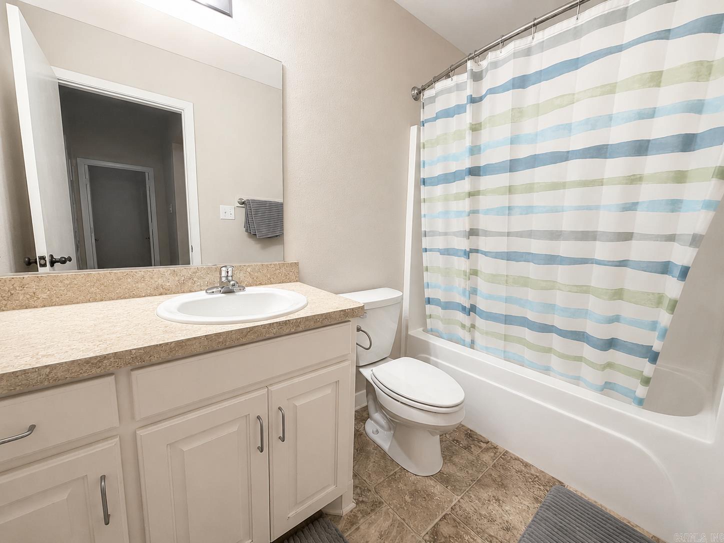 1419 Hunter Street Property Photo 11