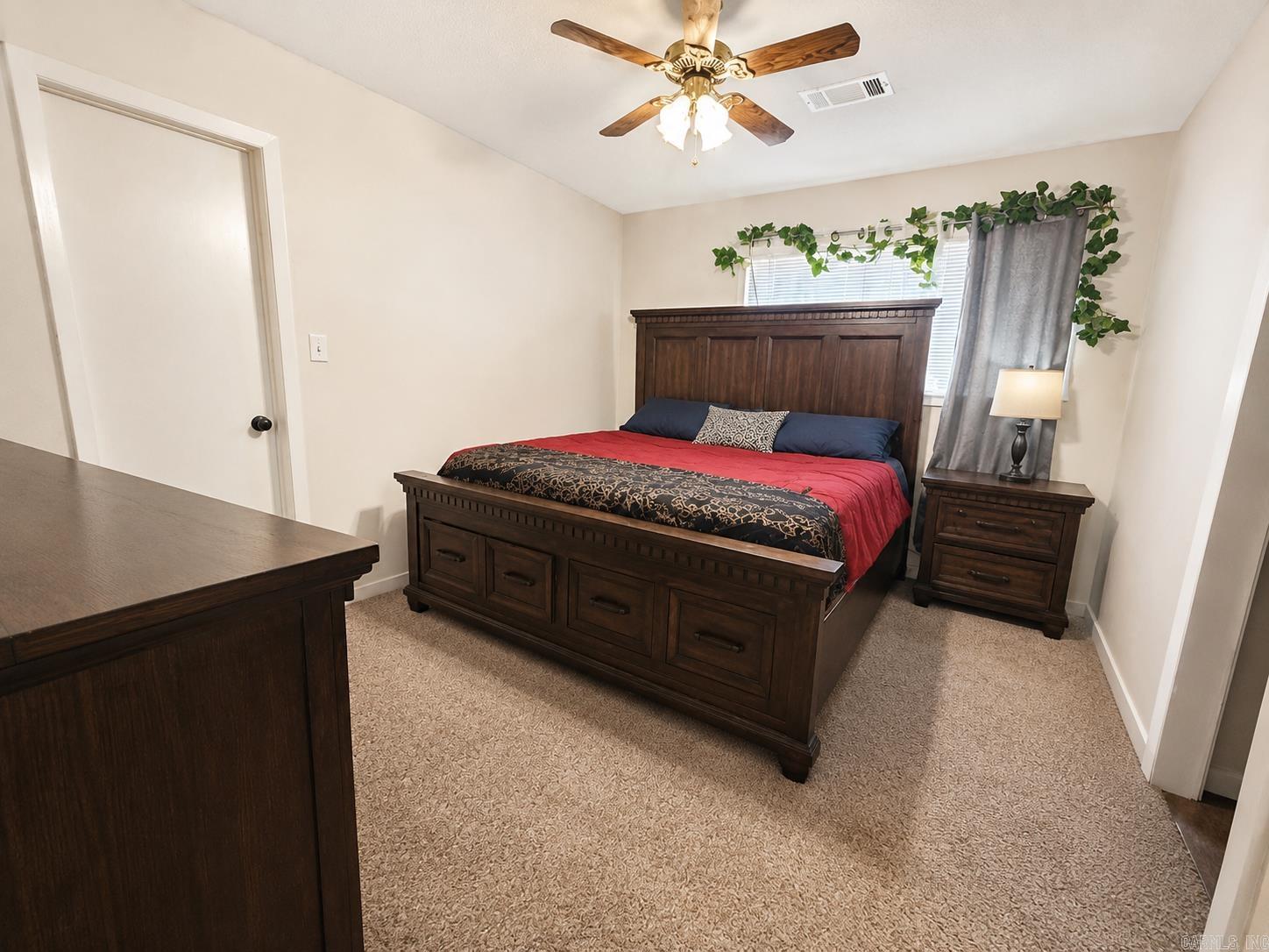 1419 Hunter Street Property Photo 16