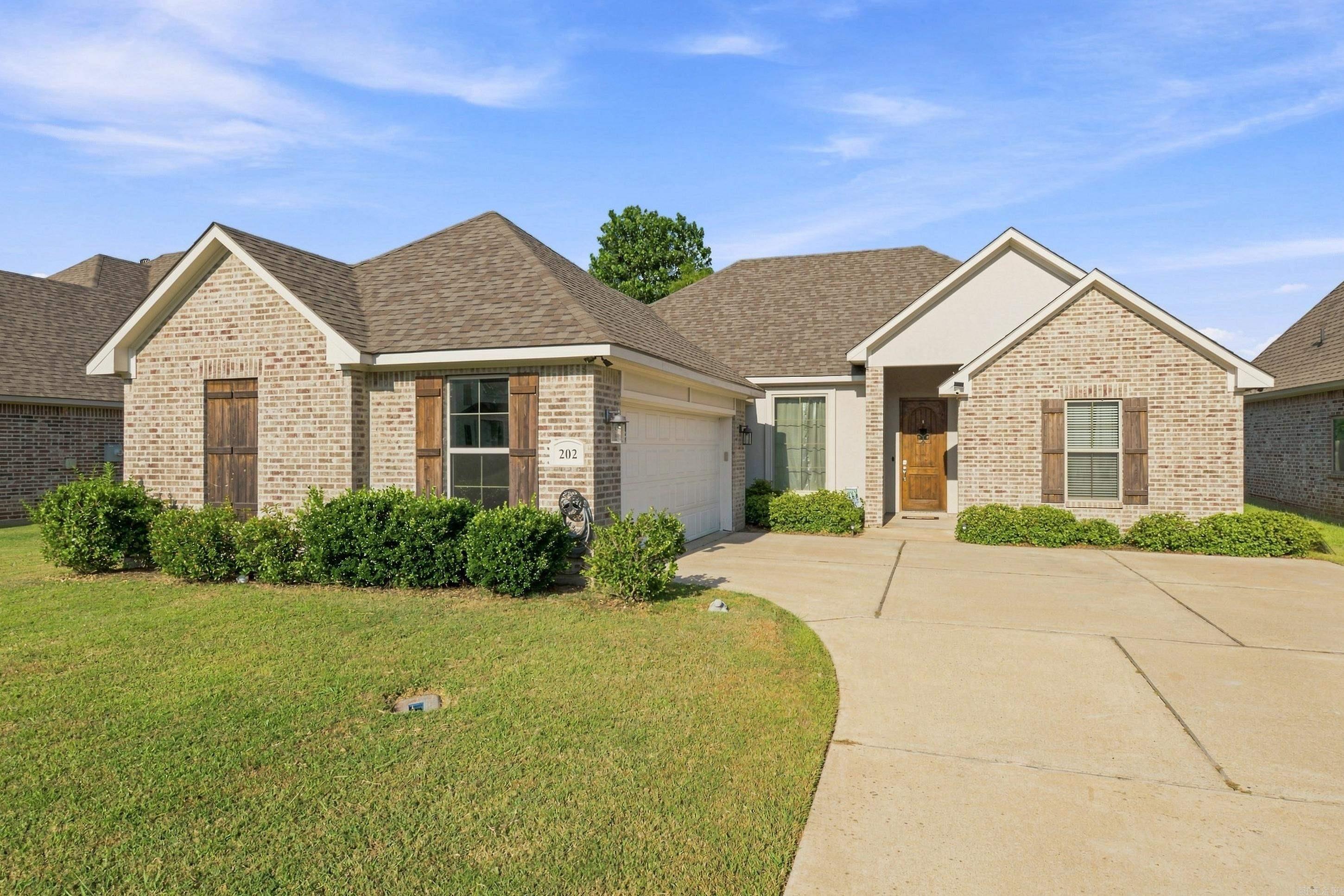 202 Jamestowne Blvd