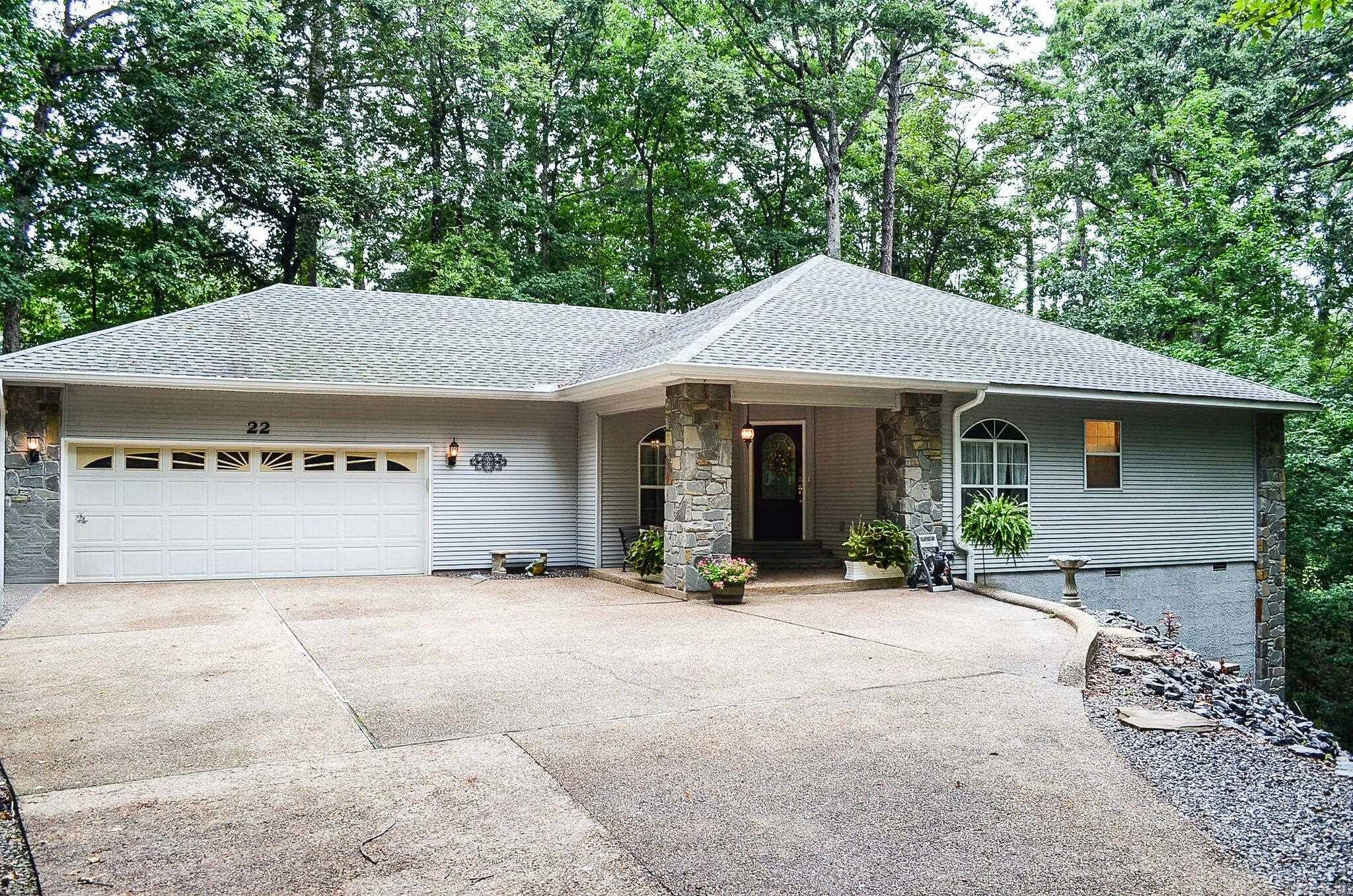 22 Acceso Circle Property Photo 1