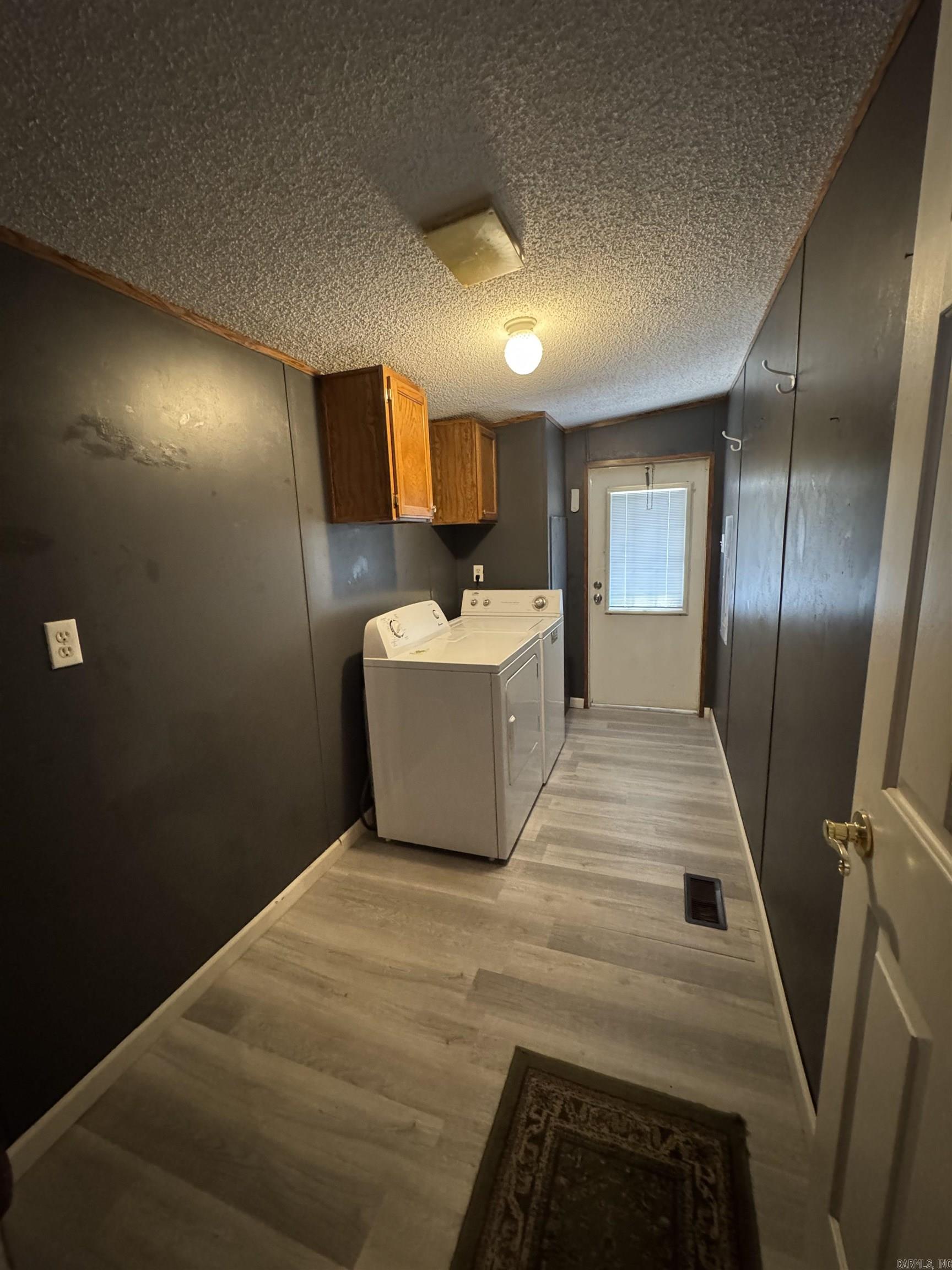 40 Tony Lane Property Photo 24