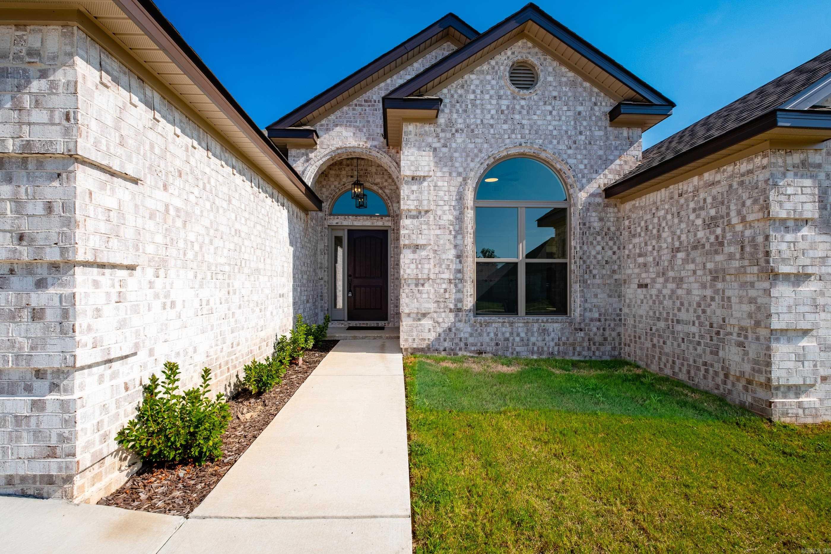 71 Corniche Cove Property Photo 3