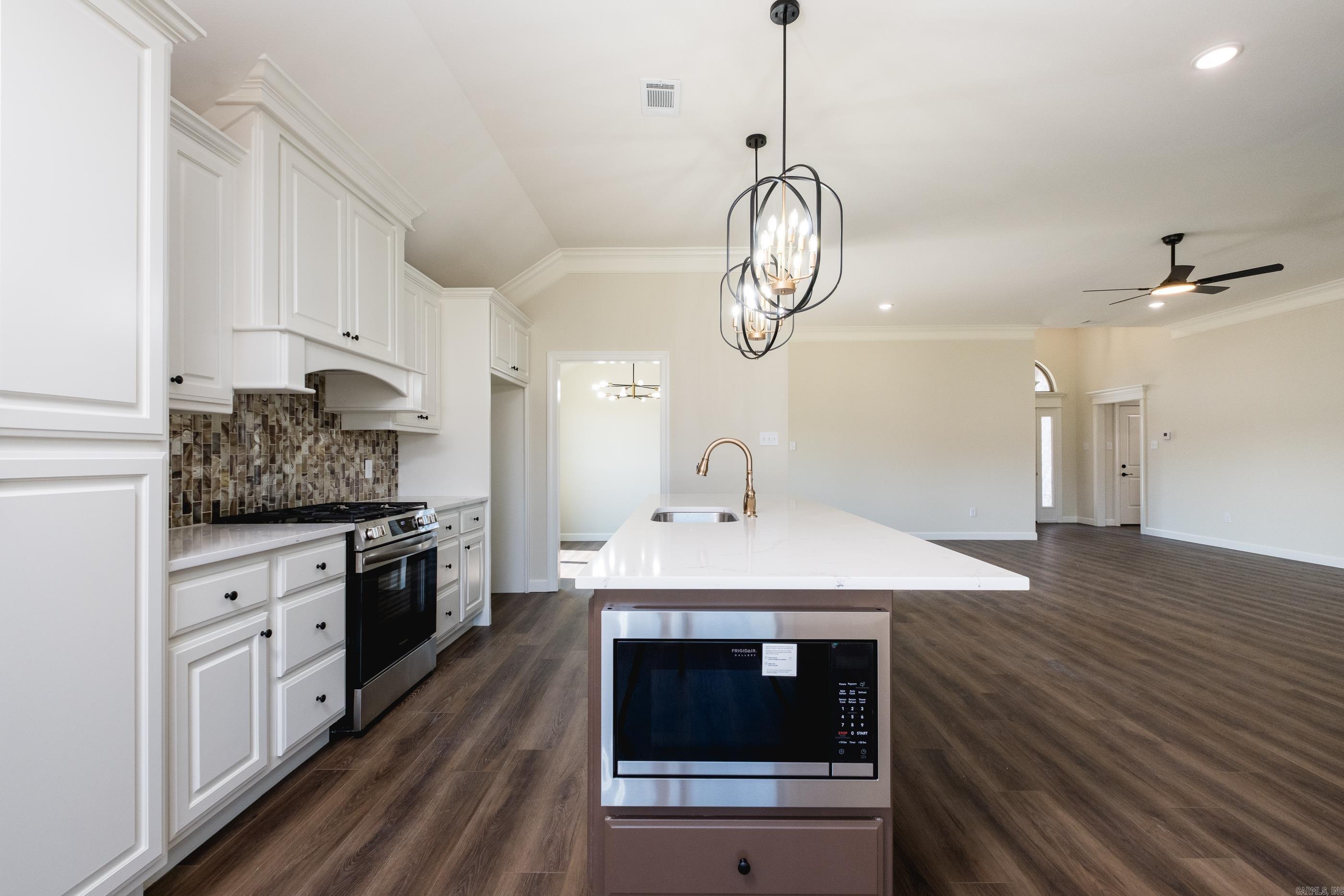71 Corniche Cove Property Photo 18