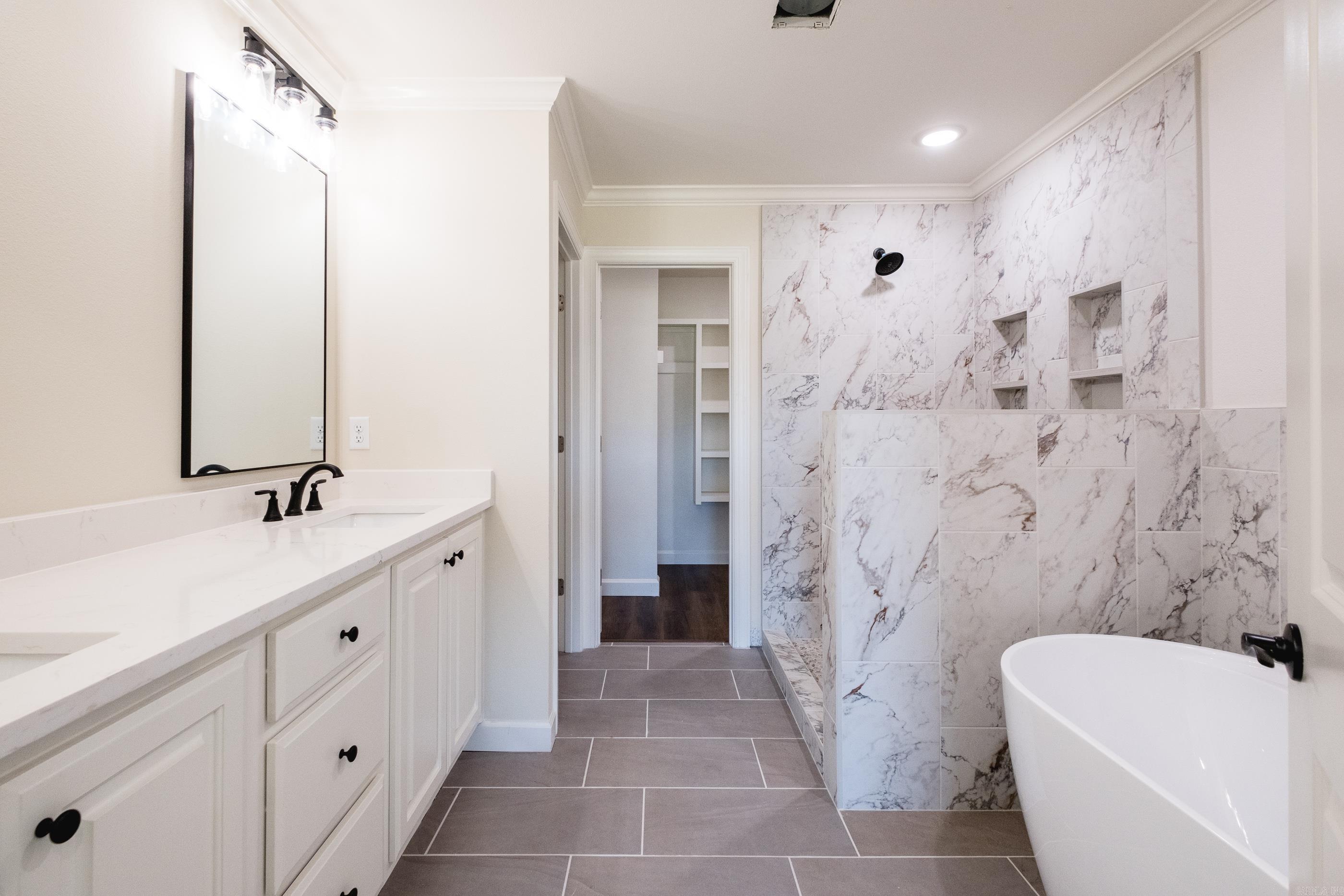 71 Corniche Cove Property Photo 29