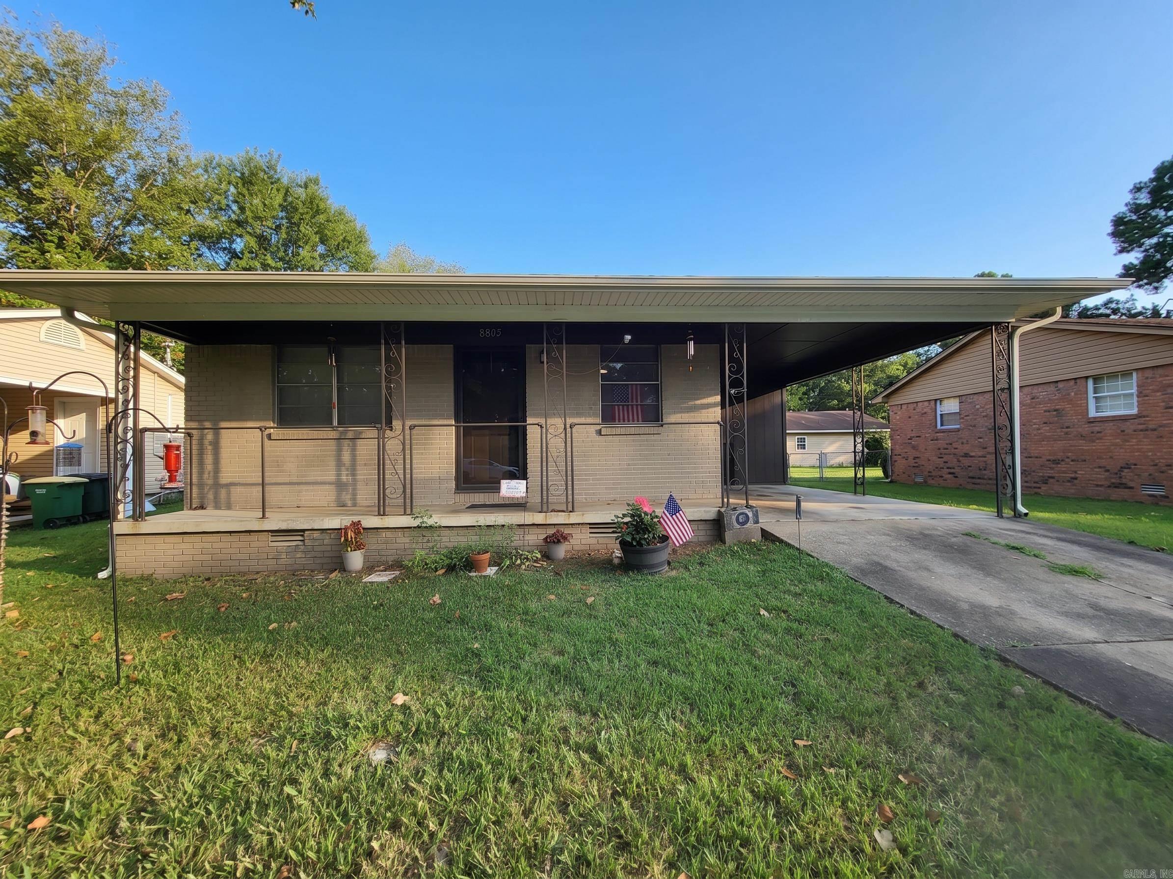 8805 Claremont Avenue Property Photo 1