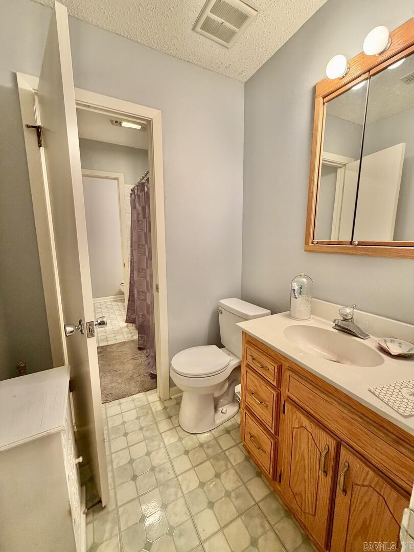 613 Greenbriar Drive Property Photo 19