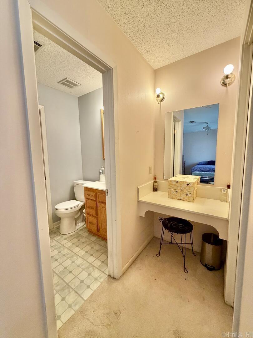 613 Greenbriar Drive Property Photo 21