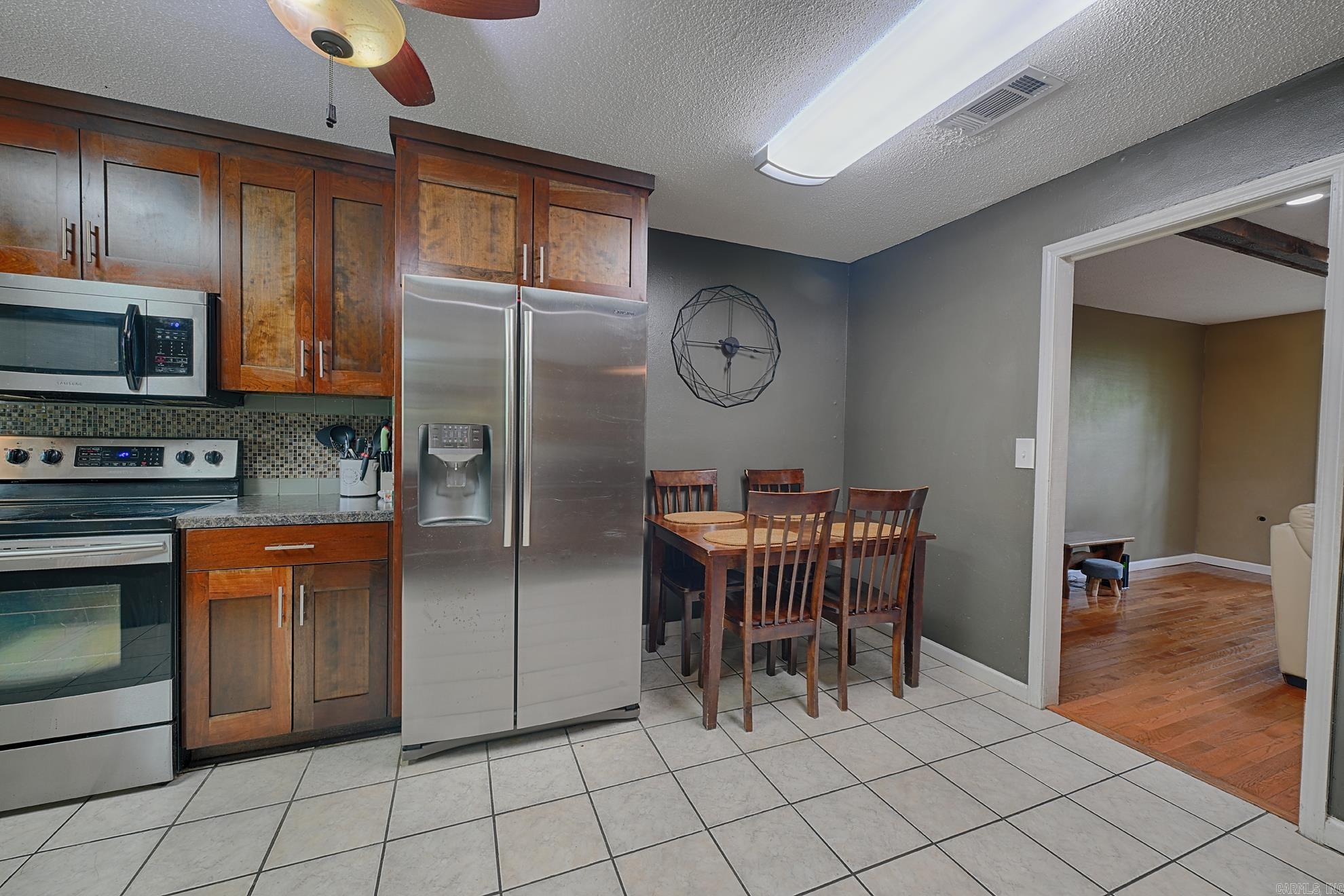 1 Ivy Circle Property Photo 11