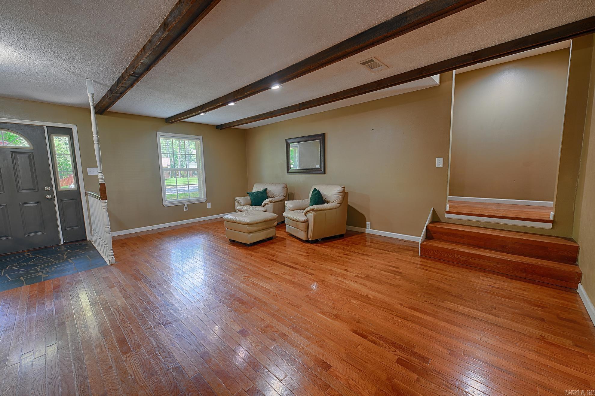 1 Ivy Circle Property Photo 19