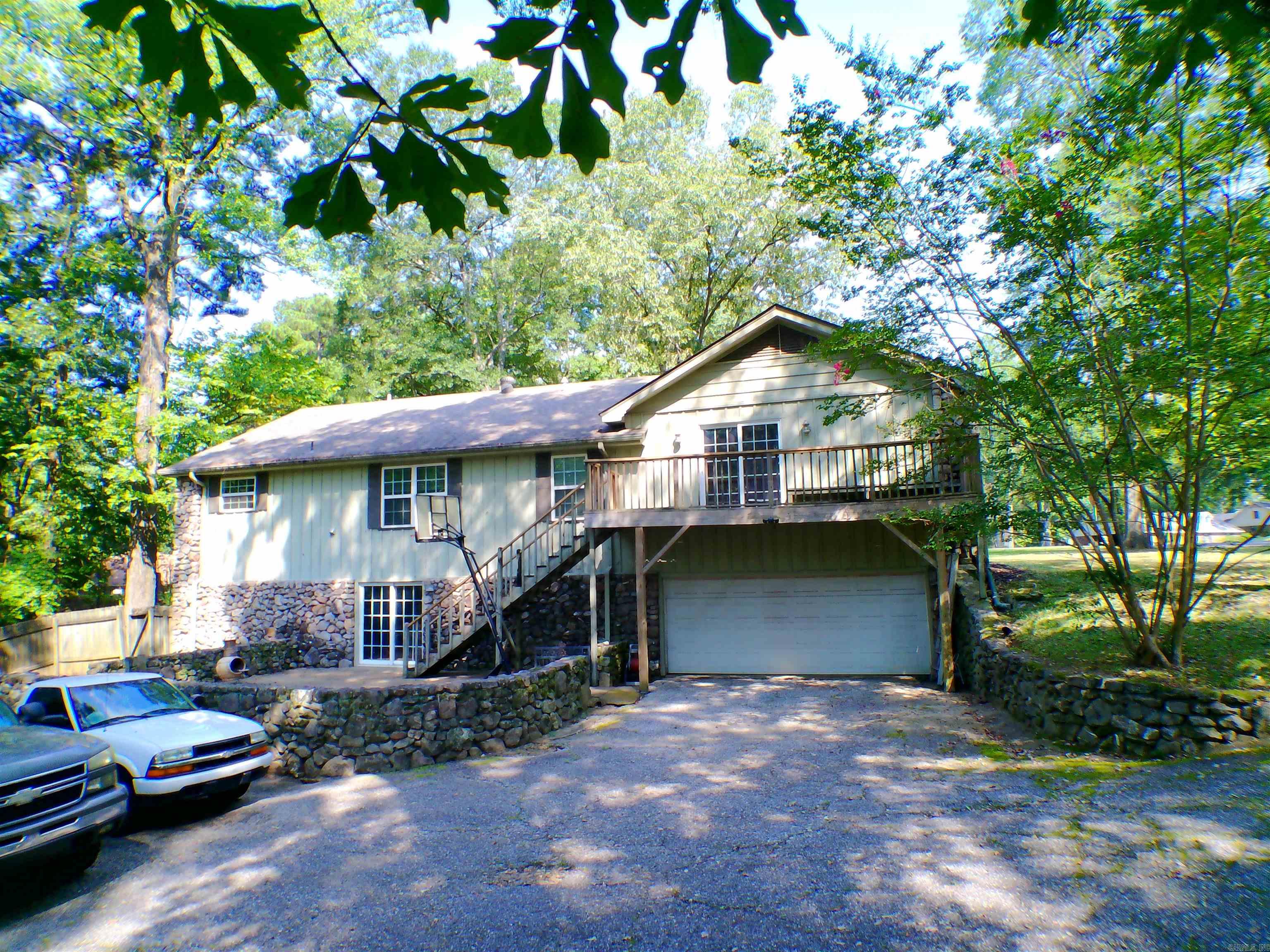 1 Ivy Circle Property Photo 44