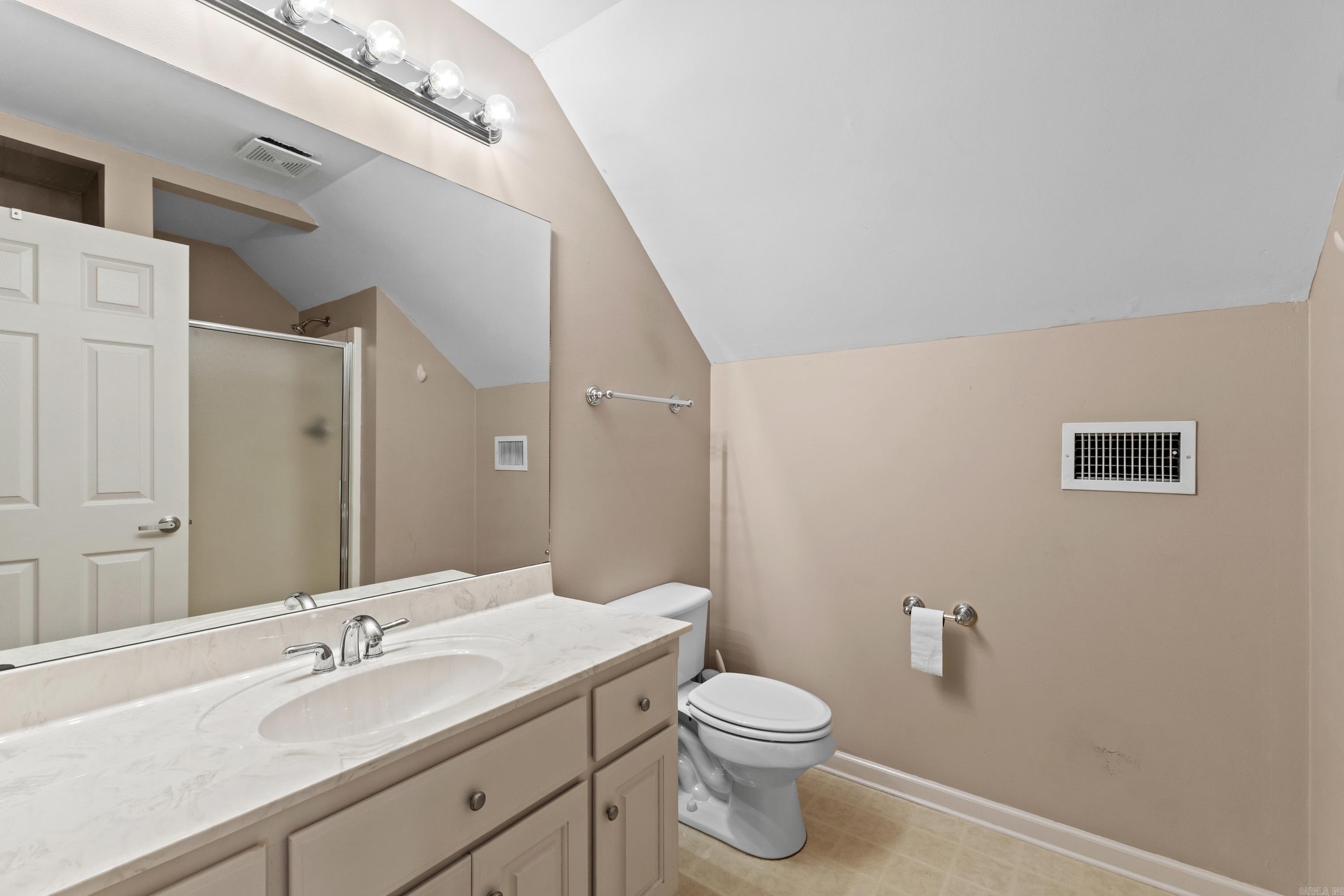 26 Ozark Property Photo 27