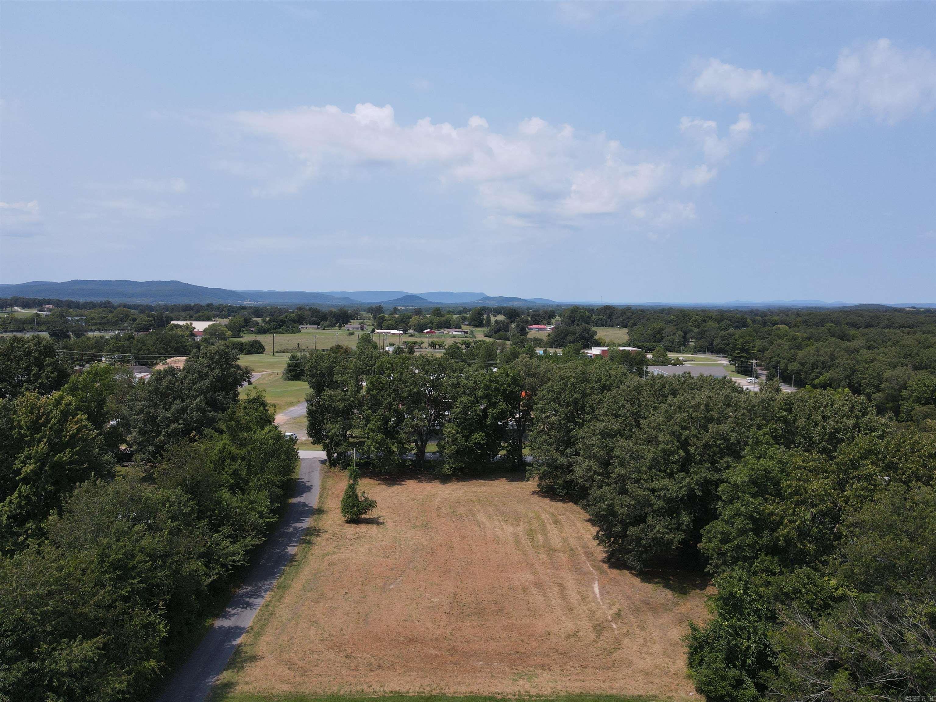 101 Bohannon Dr. Property Photo 3