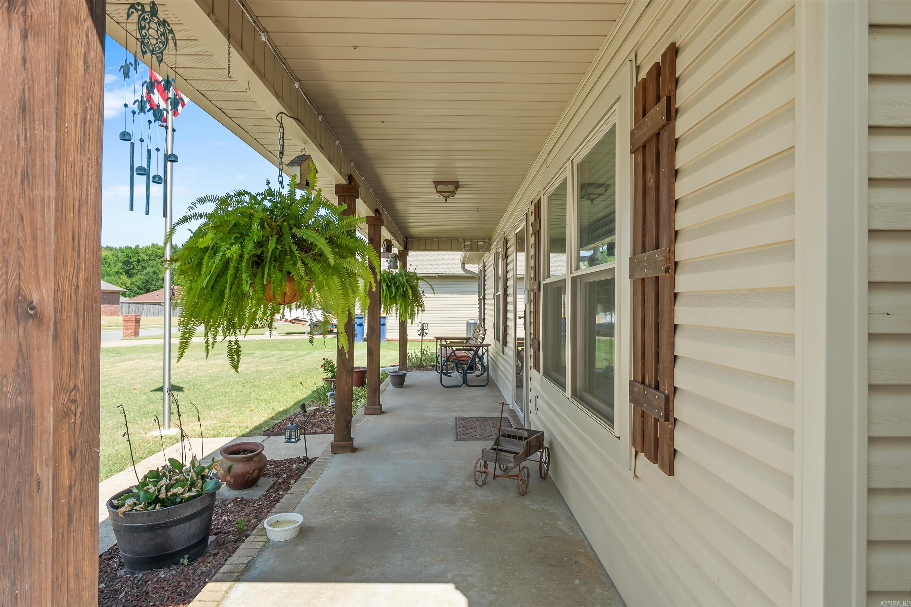 19 Buttercup Lane Property Photo 9